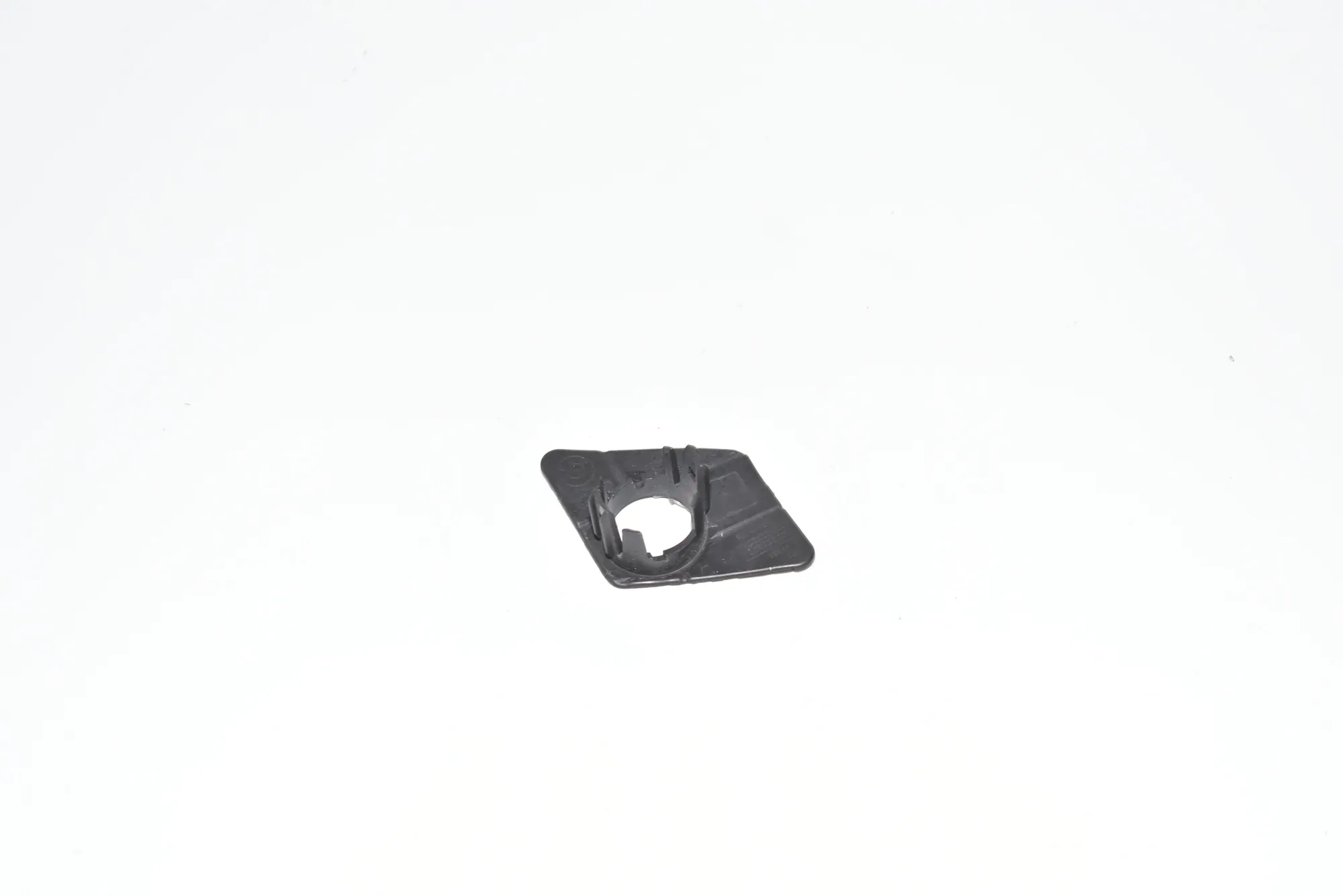 Parking Sensor Holder – OEM 7306364 · BMW i3 (I01) Electric 2019 – 2