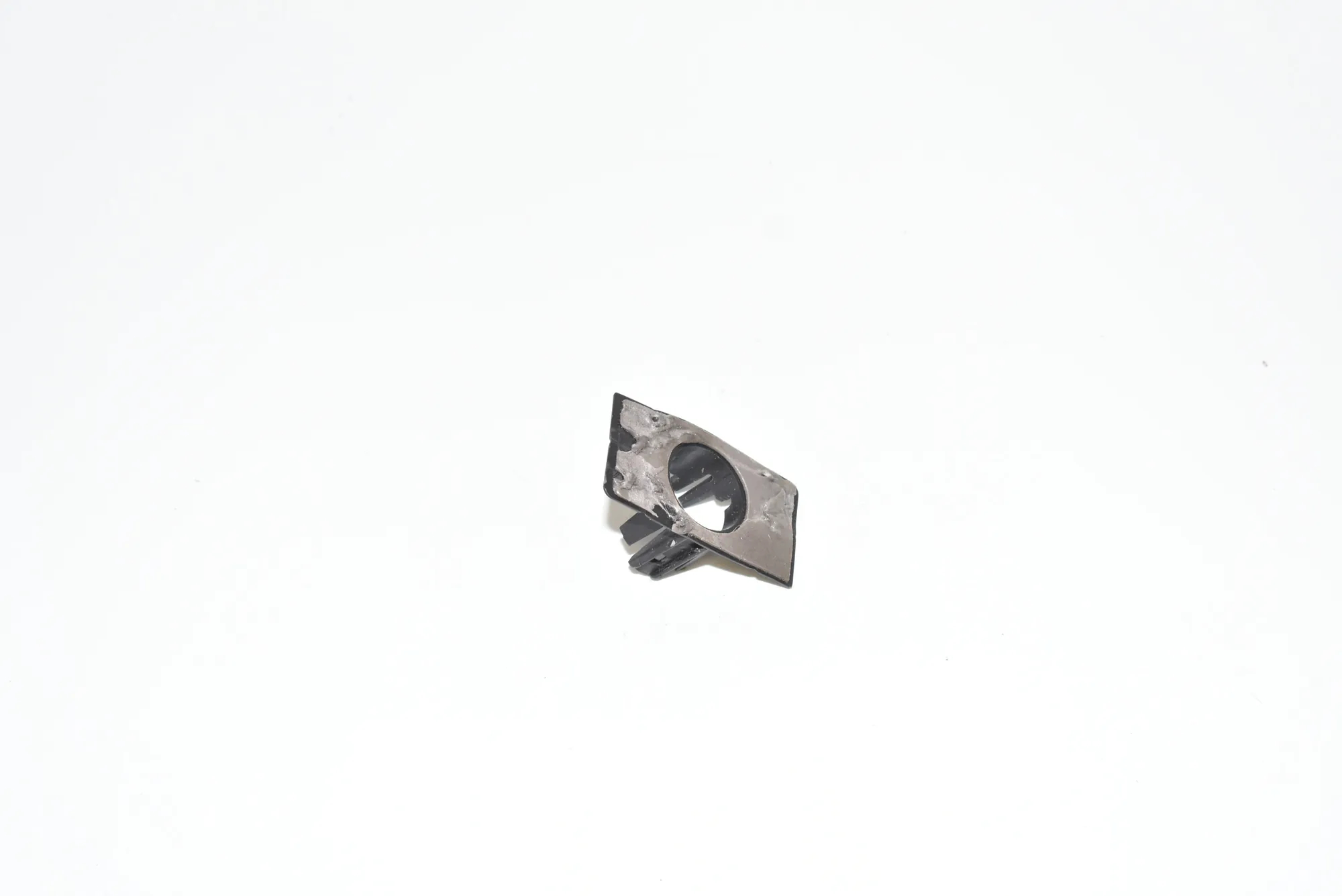 Parking Sensor Holder – OEM 7305104 · BMW i3 (I01) Electric 2019