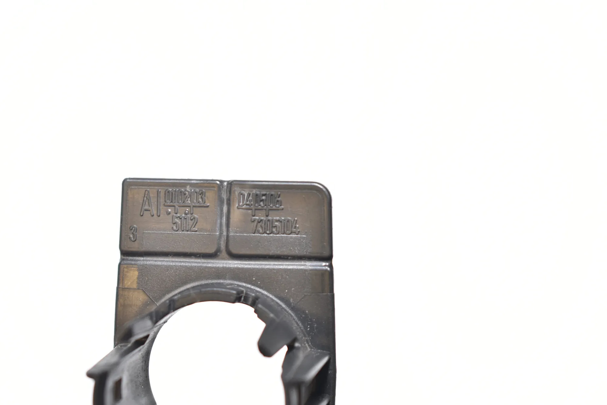 Parking Sensor Holder – OEM 7305104 · BMW i3 (I01) Electric 2019 – 4