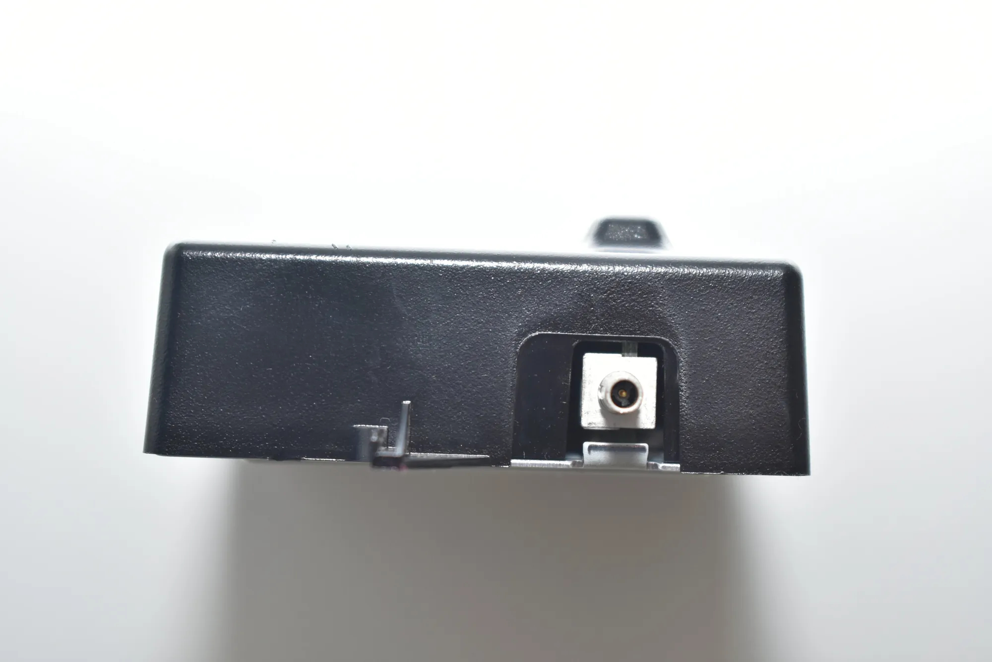 Antenna – OEM 9325735 · BMW i3 (I01) Electric 2019 – 4