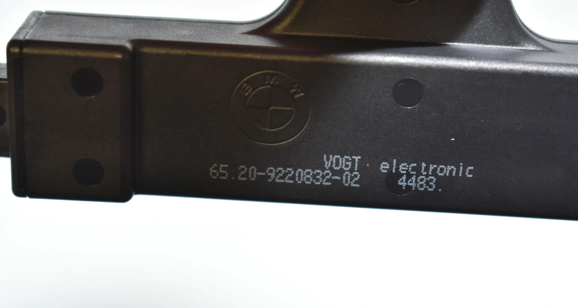 Antenna – OEM 9220832 · BMW i3 (I01) Electric 2019 – 4