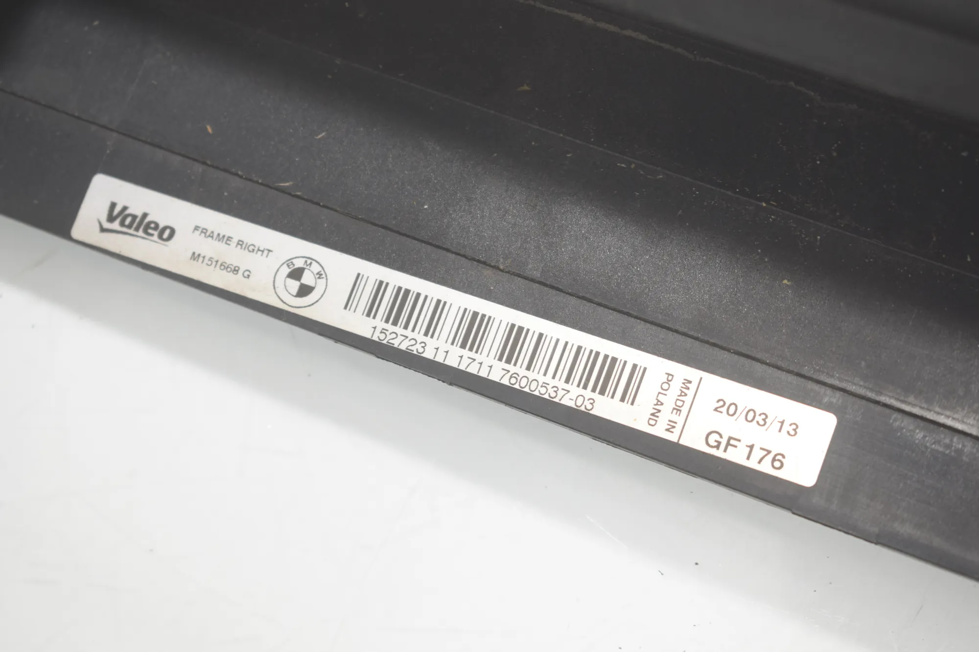 Radiator Holder – OEM 7600541 · BMW 3 Touring (F31) 330 d 2013 – 7
