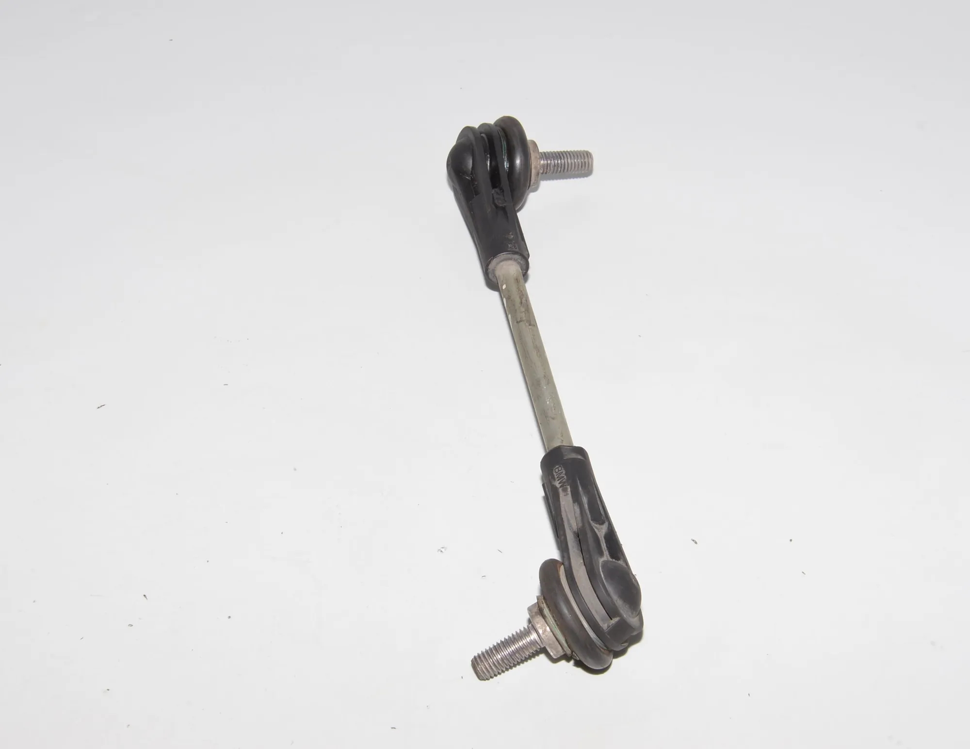 Front Right Stabilizer Link – OEM 6862858 · BMW i3 (I01) Electric 2019 – 3