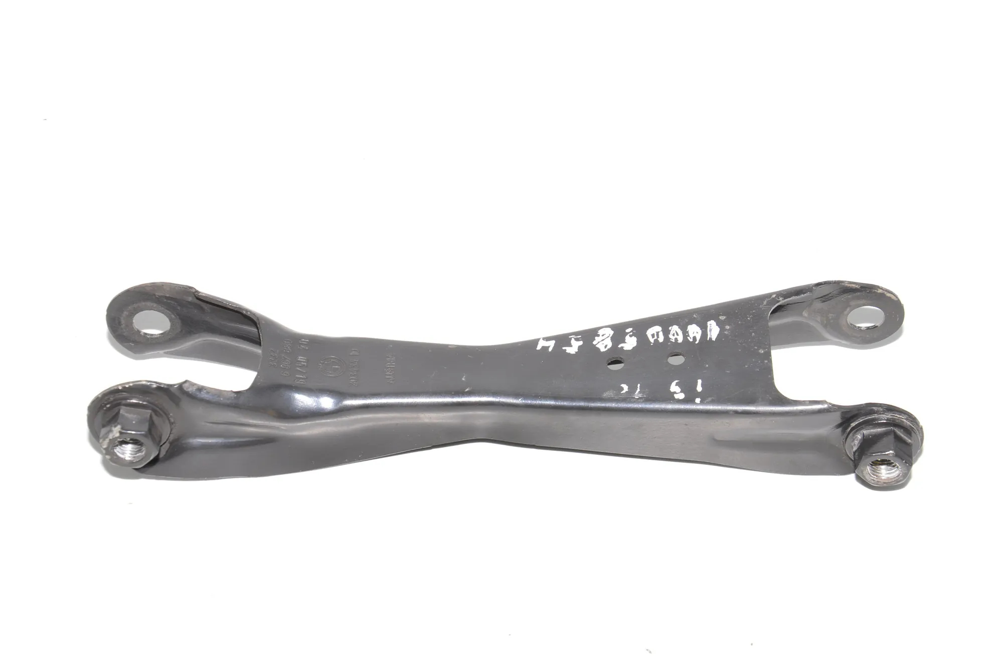 Rear Left Control Arm – OEM 6867880 · BMW i3 (I01) Electric 2019 – 2
