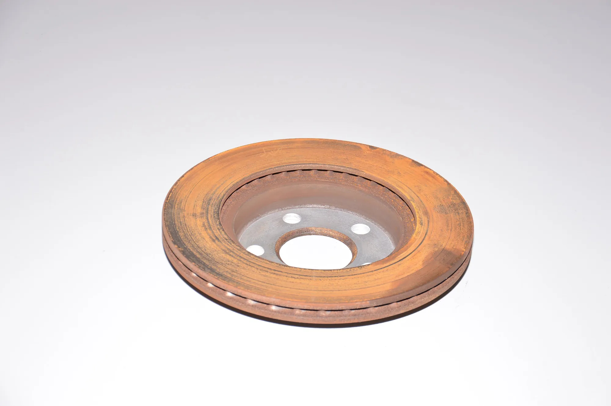 Front Left Brake Disc – OEM 6866293 · BMW i3 (I01) Electric 2019 – 4