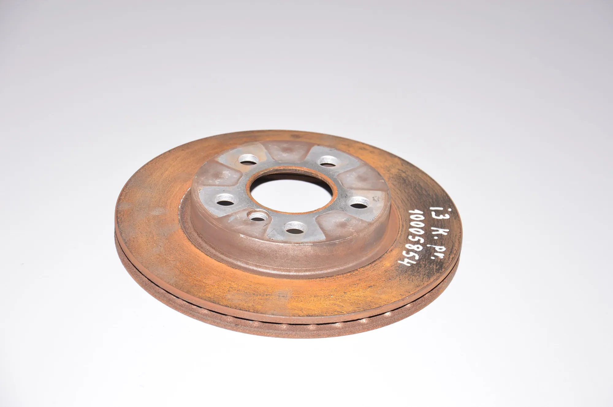 Front Left Brake Disc – OEM 6866293 · BMW i3 (I01) Electric 2019 – 2