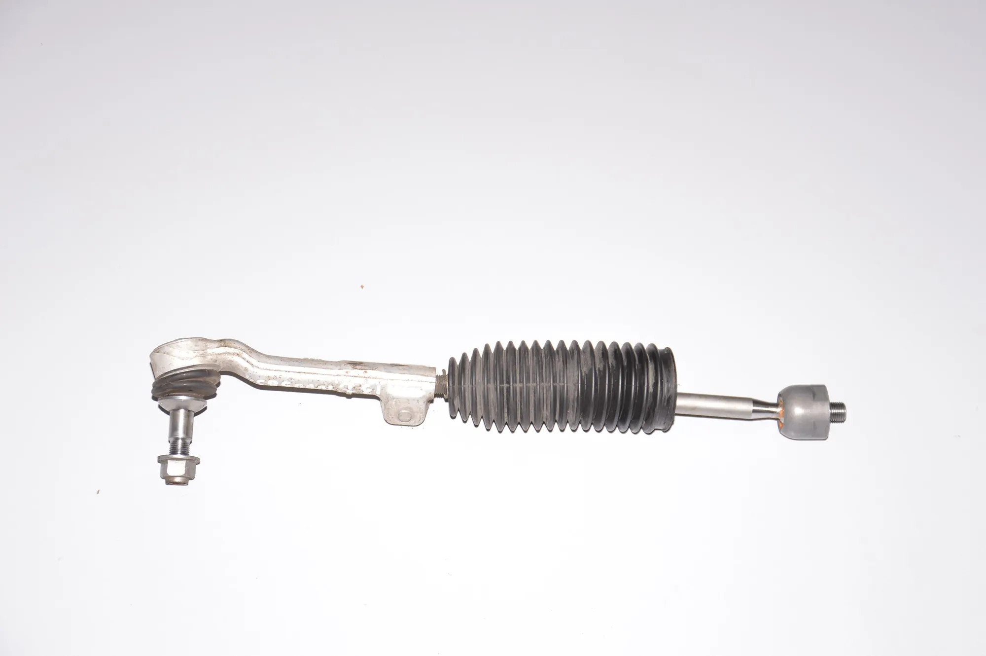 Right Side Steering Tie Rod – OEM 6851410 · BMW i3 (I01) Electric 2019