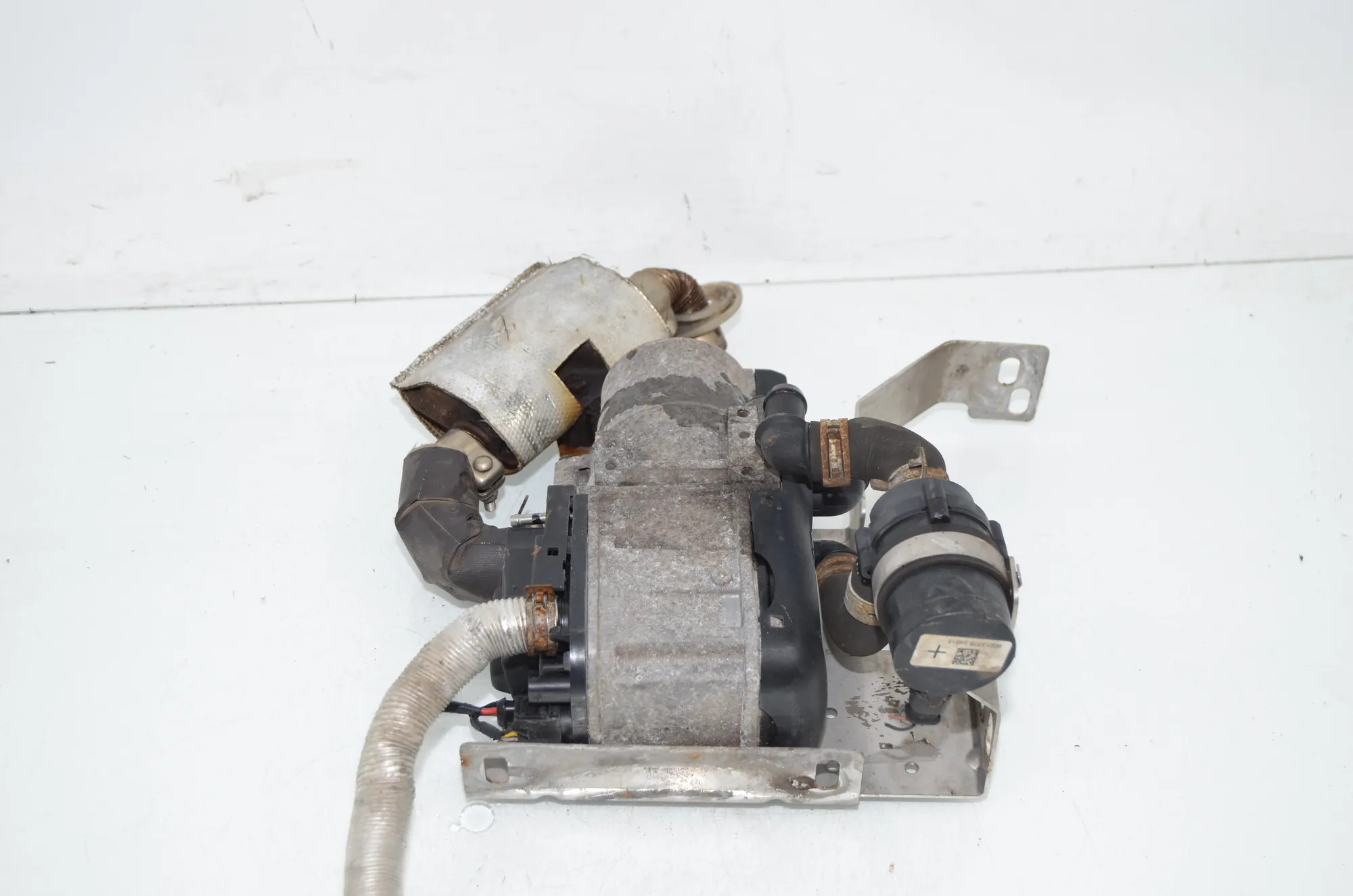 Webasto Auxiliary Heater – OEM 2296566 · BMW 3 Touring (F31) 330 d 2013 – 4