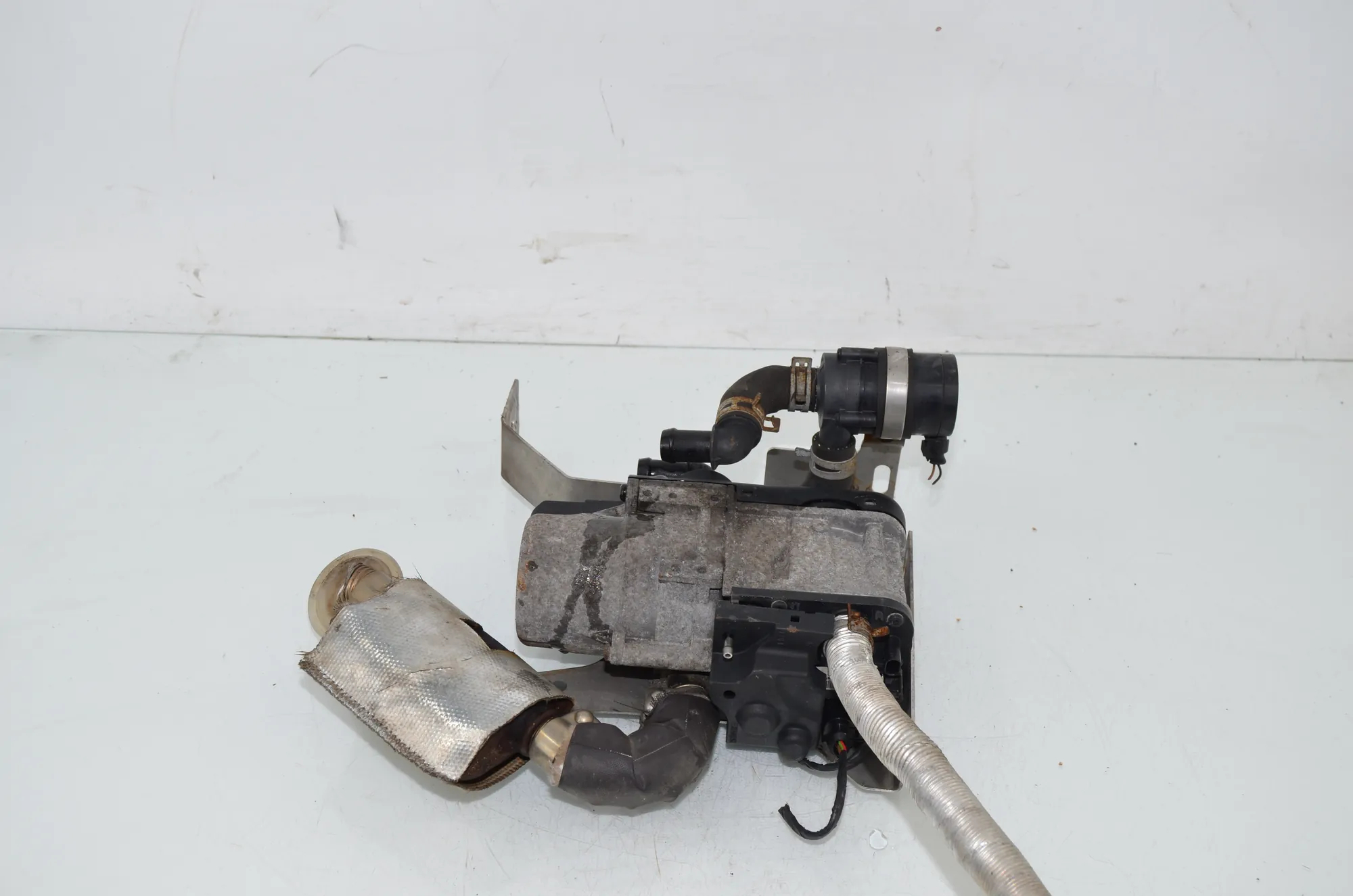 Webasto Auxiliary Heater – OEM 2296566 · BMW 3 Touring (F31) 330 d 2013 – 2