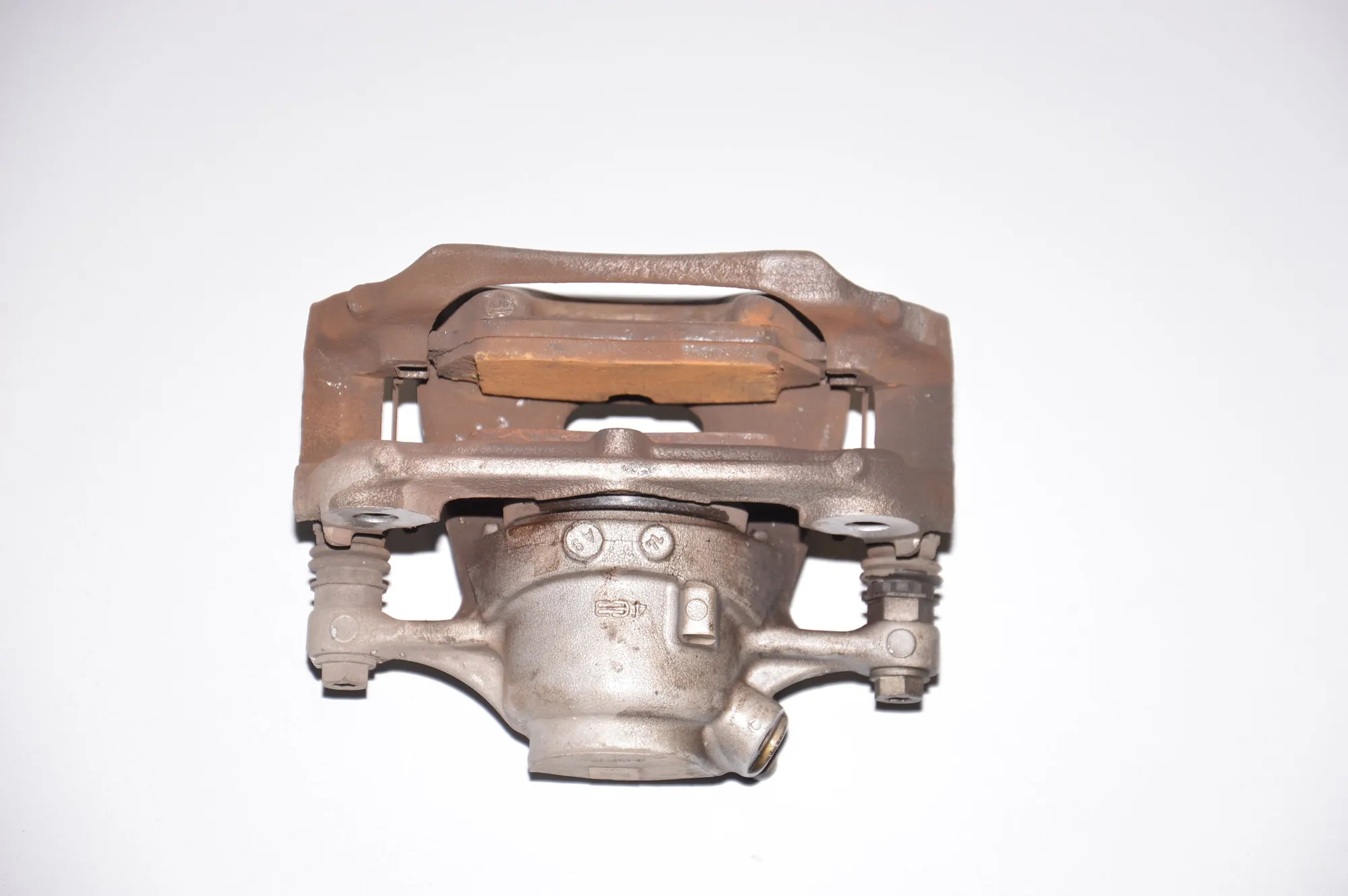 Front Right Brake Caliper · BMW i3 (I01) Electric 2019