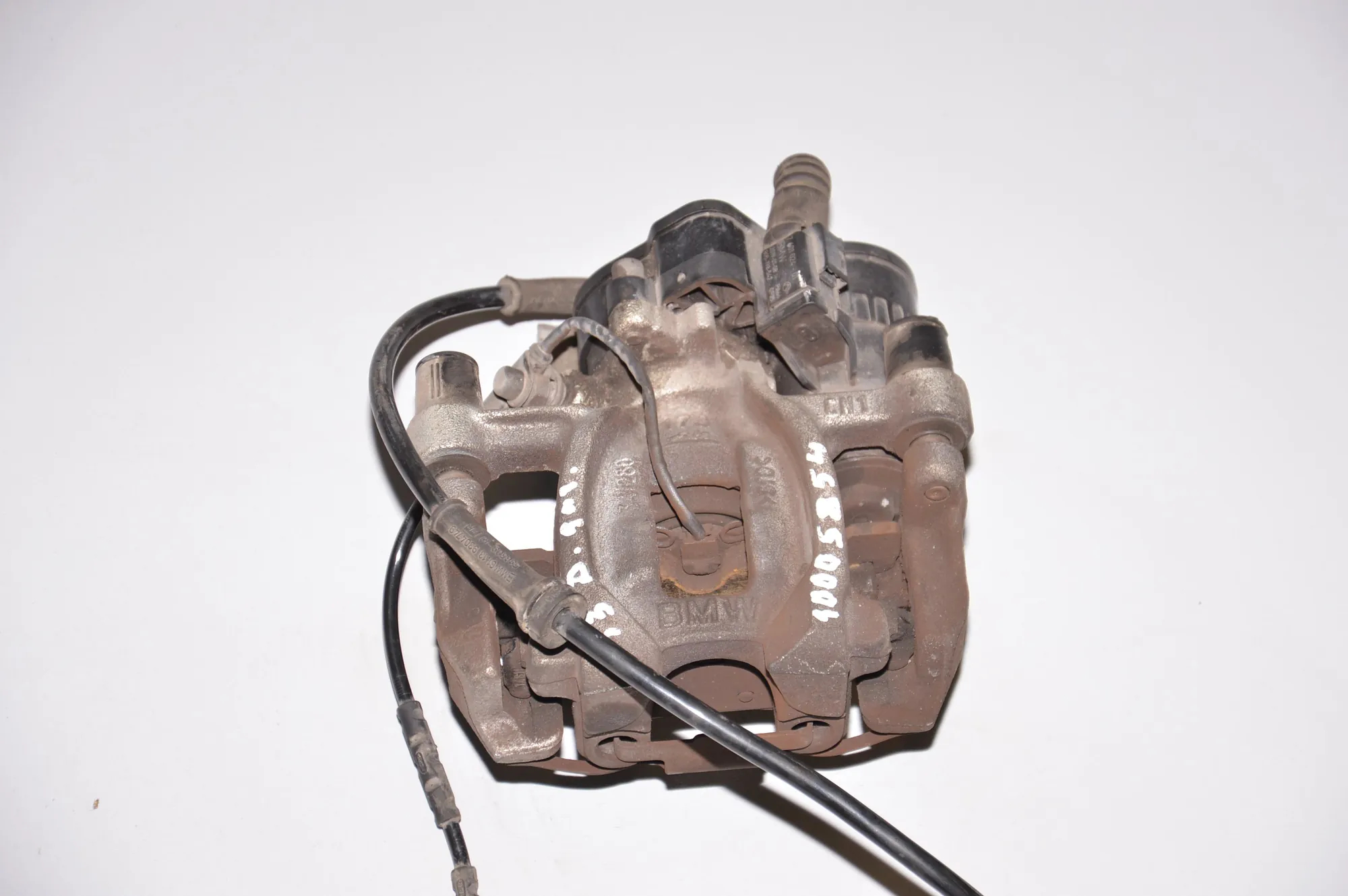 Rear Right Brake Caliper – OEM 6883020 · BMW i3 (I01) Electric 2019 – 3