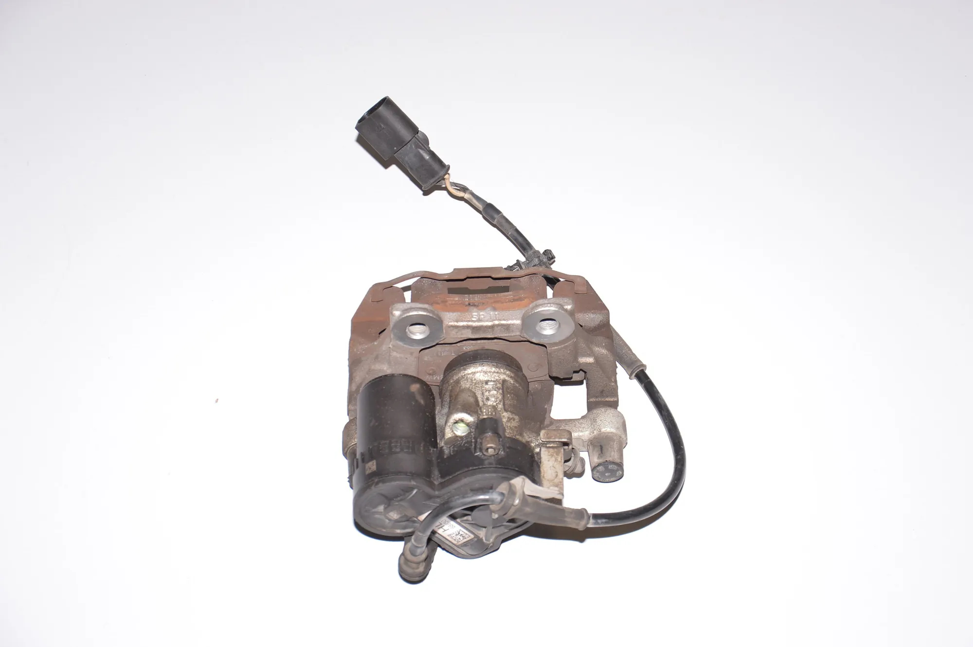 Rear Left Brake Caliper – OEM 6883019 · BMW i3 (I01) Electric 2019 – 3