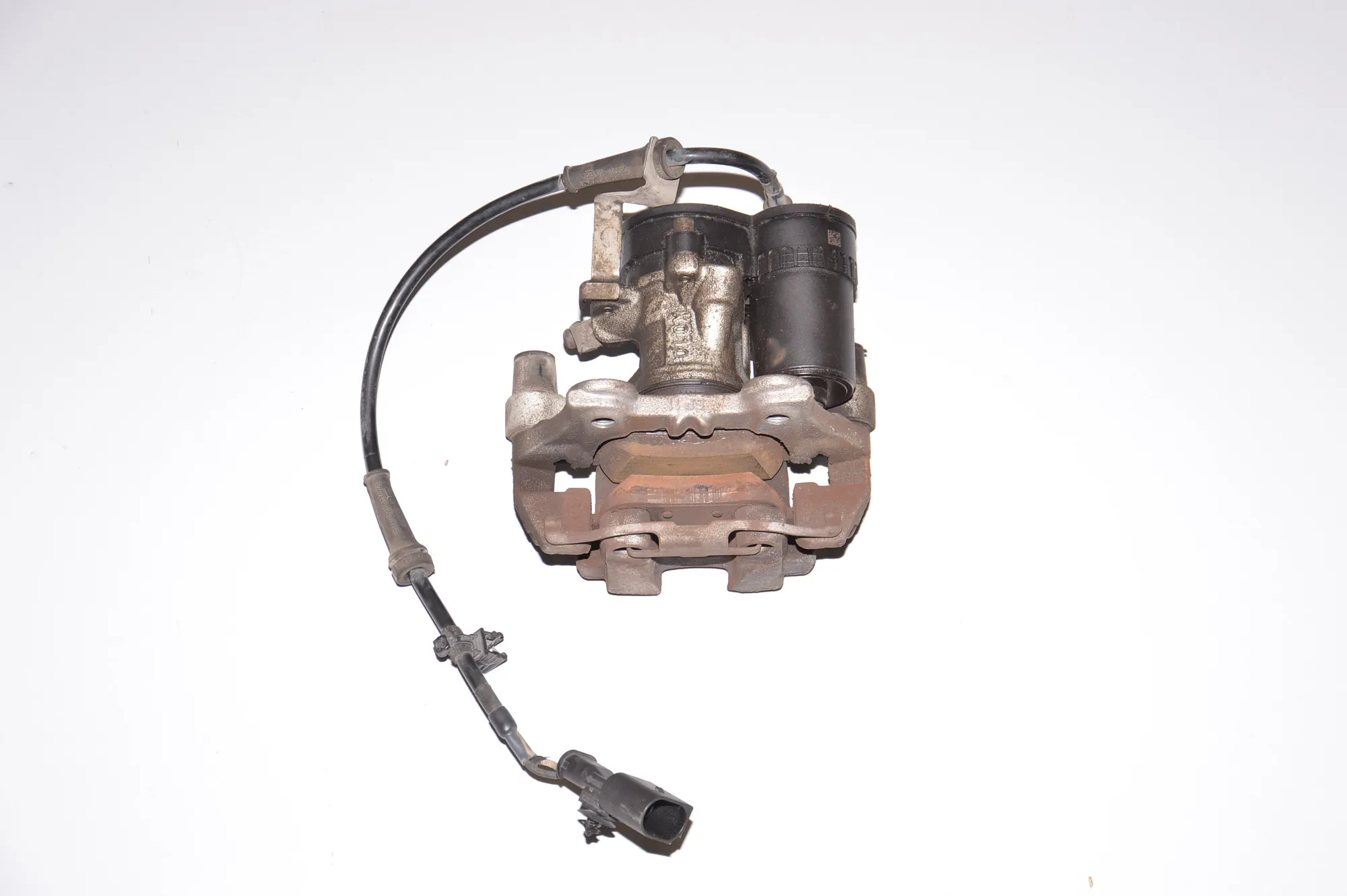 Rear Left Brake Caliper – OEM 6883019 · BMW i3 (I01) Electric 2019