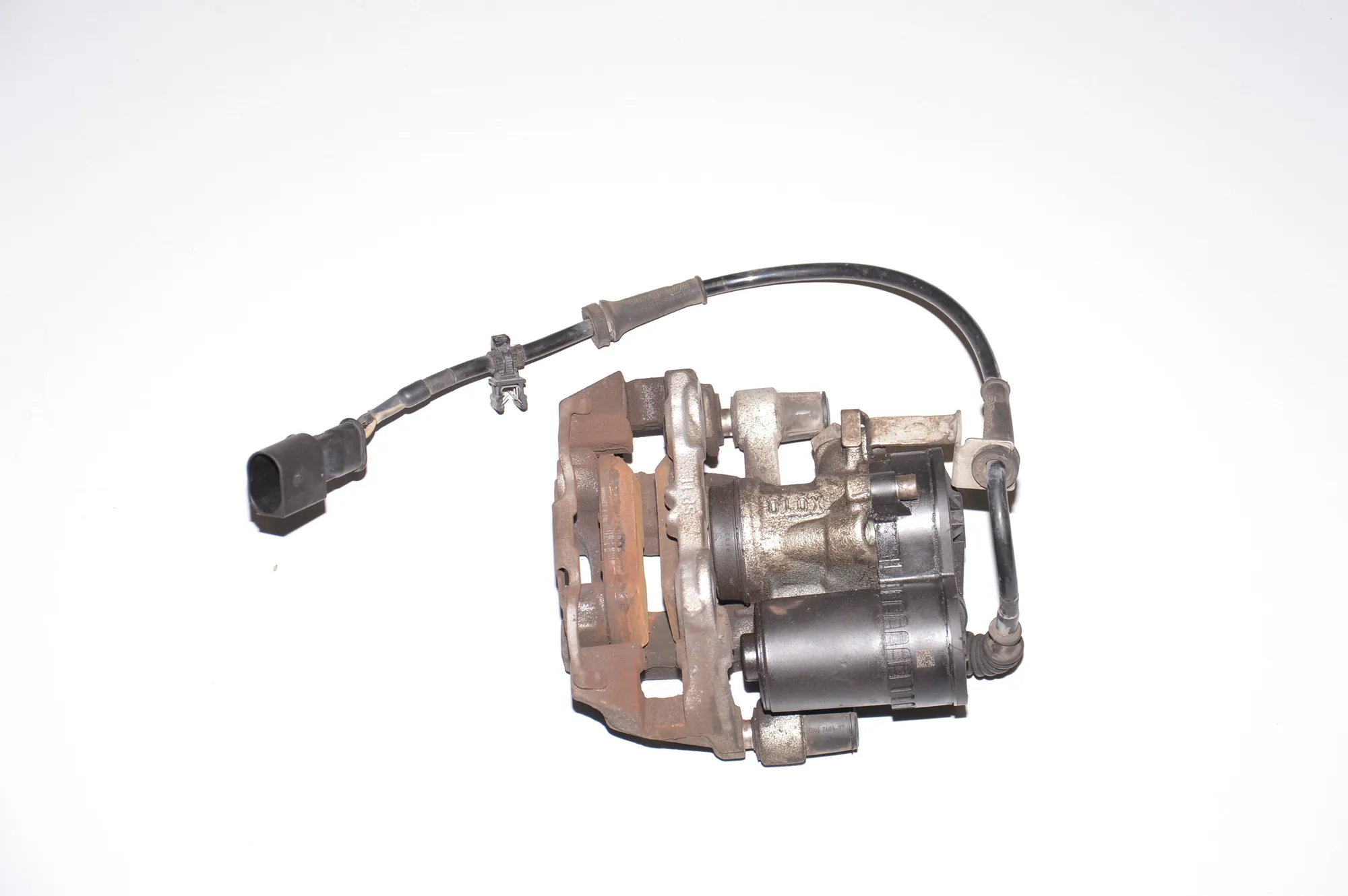 Rear Left Brake Caliper – OEM 6883019 · BMW i3 (I01) Electric 2019 – 2