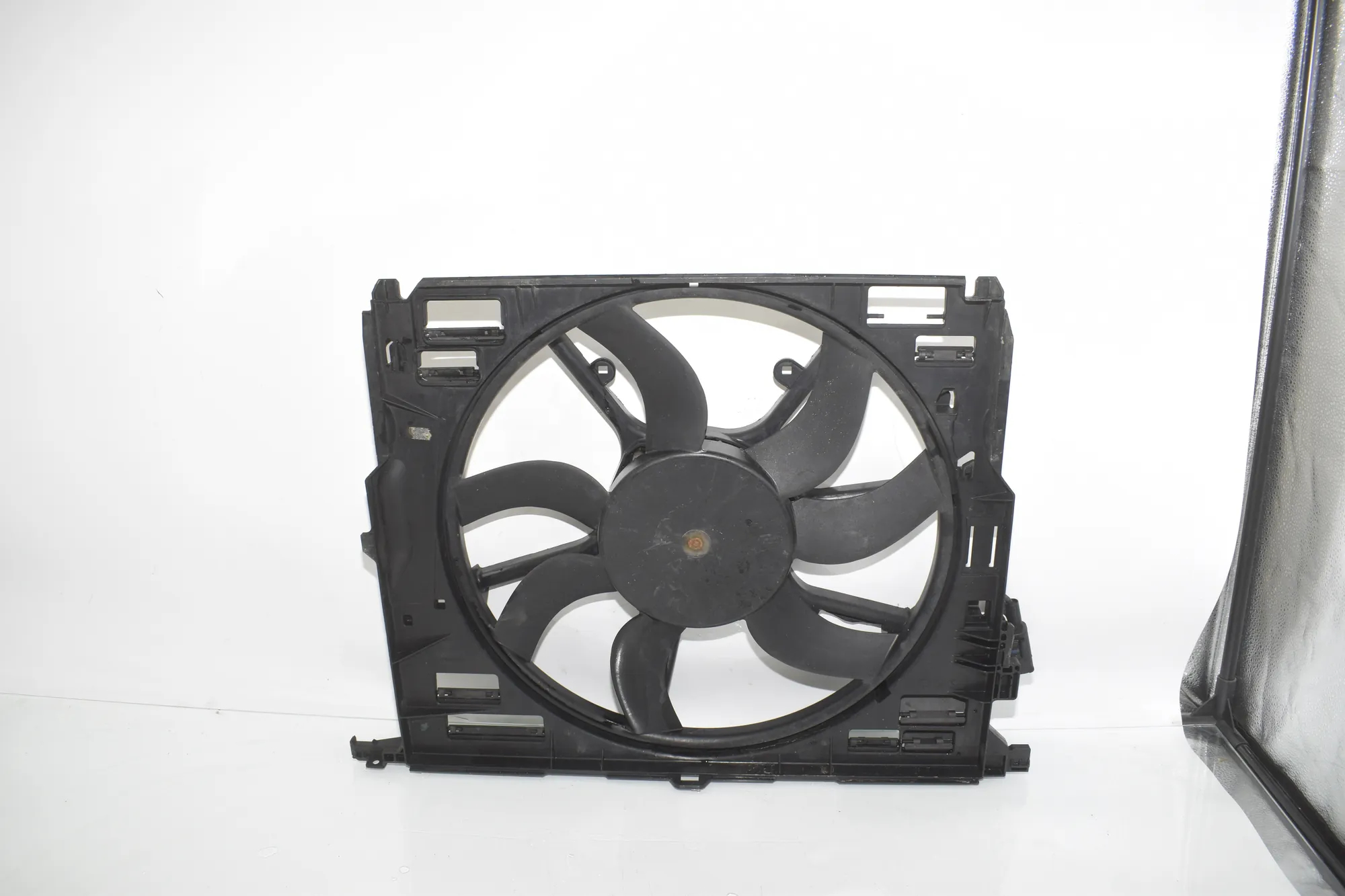 A/C Air Condition Fan – OEM 7802943 · BMW 7 (F01, F02) BMW 7 (F01, F02) 730 d 2015
