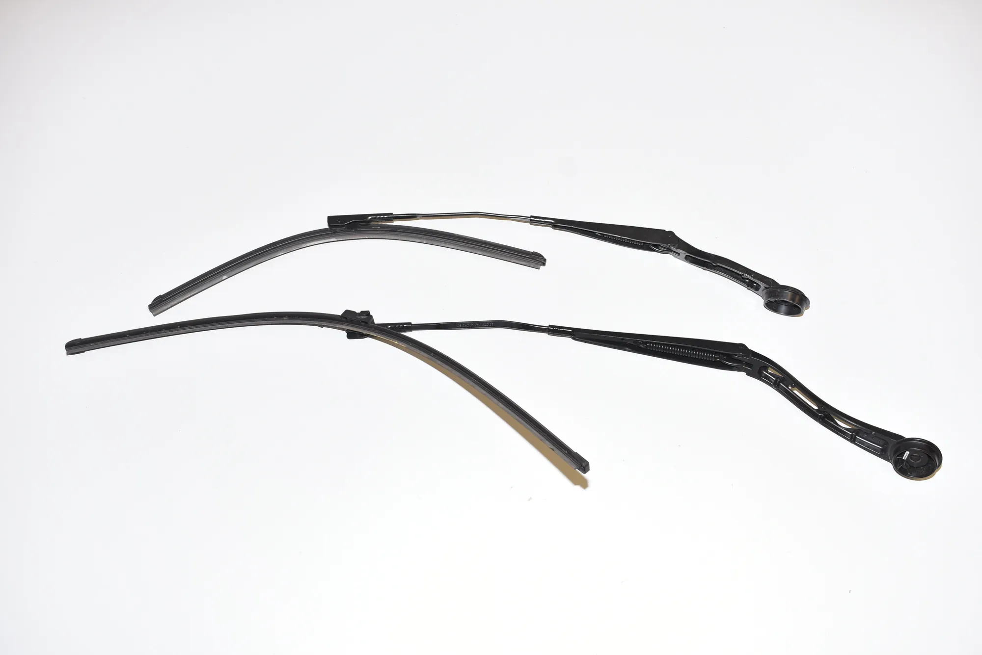 Front Wiper Arms – OEM 7322167 · BMW i3 (I01) Electric 2019