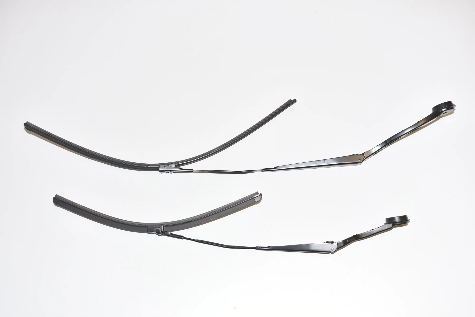 Front Wiper Arms – OEM 7322167 · BMW i3 (I01) Electric 2019 – 2