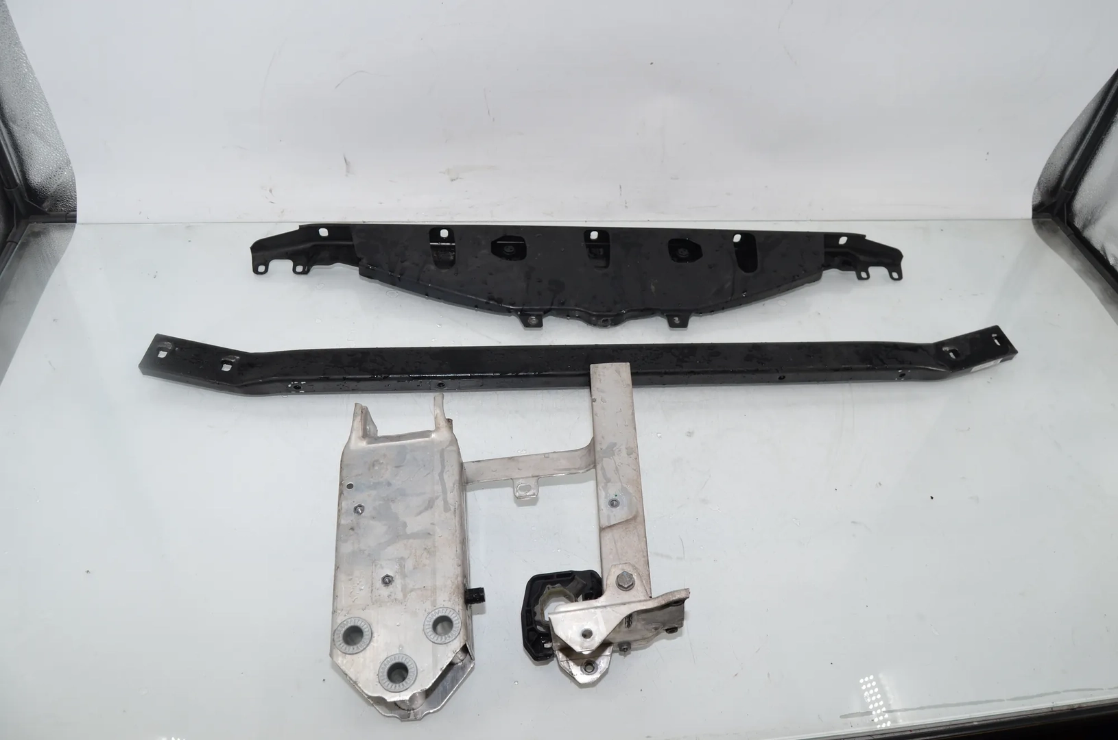 Other Body Parts – OEM 7158894 · BMW 5 (F10) 525 d 2010