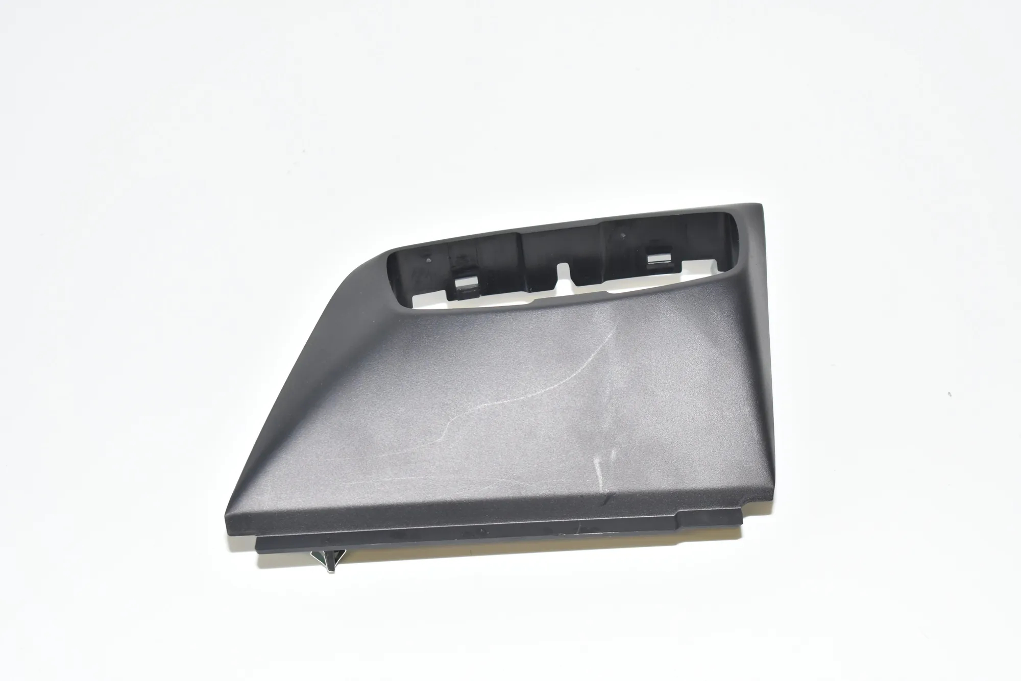 Headlight Switch Trim – OEM 9282943 · BMW i3 (I01) Electric 2019 – 2