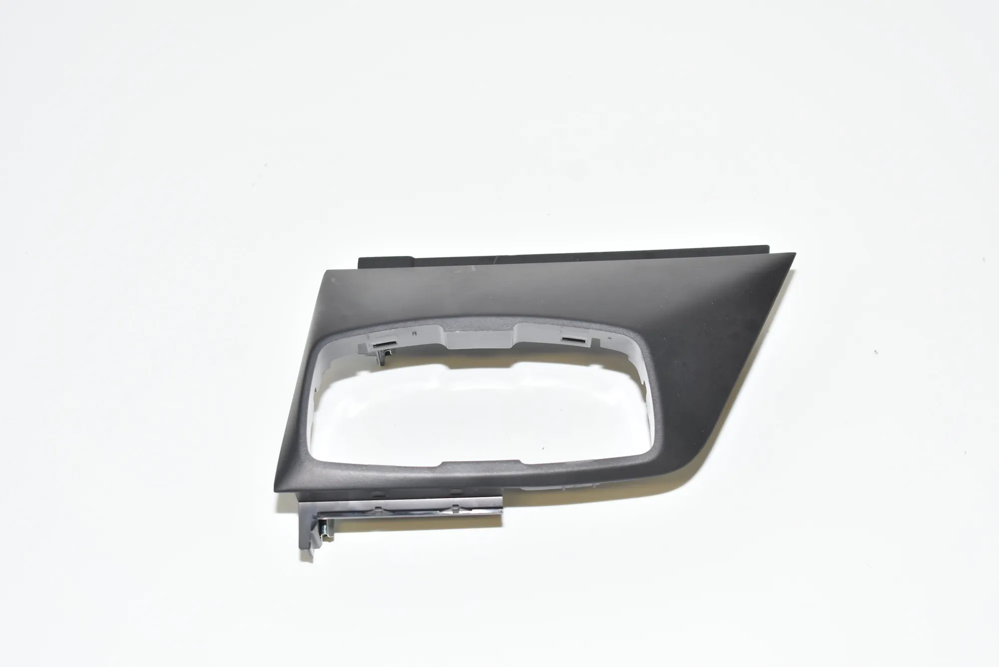 Headlight Switch Trim – OEM 9282943 · BMW i3 (I01) Electric 2019