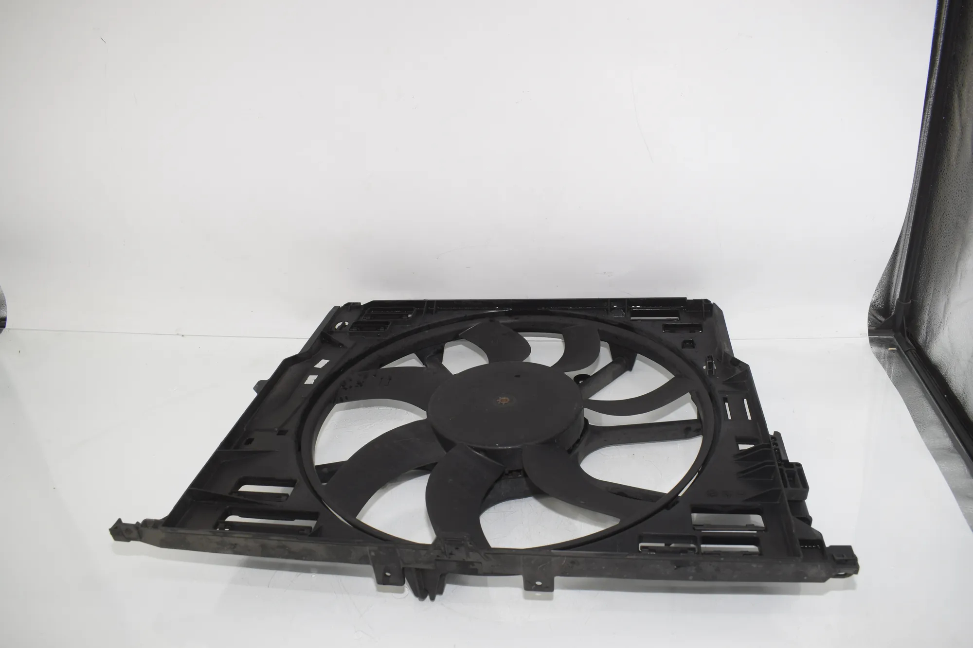 A/C Air Condition Fan – OEM 8509741 · BMW 5 (F10) 525 d 2010 – 2