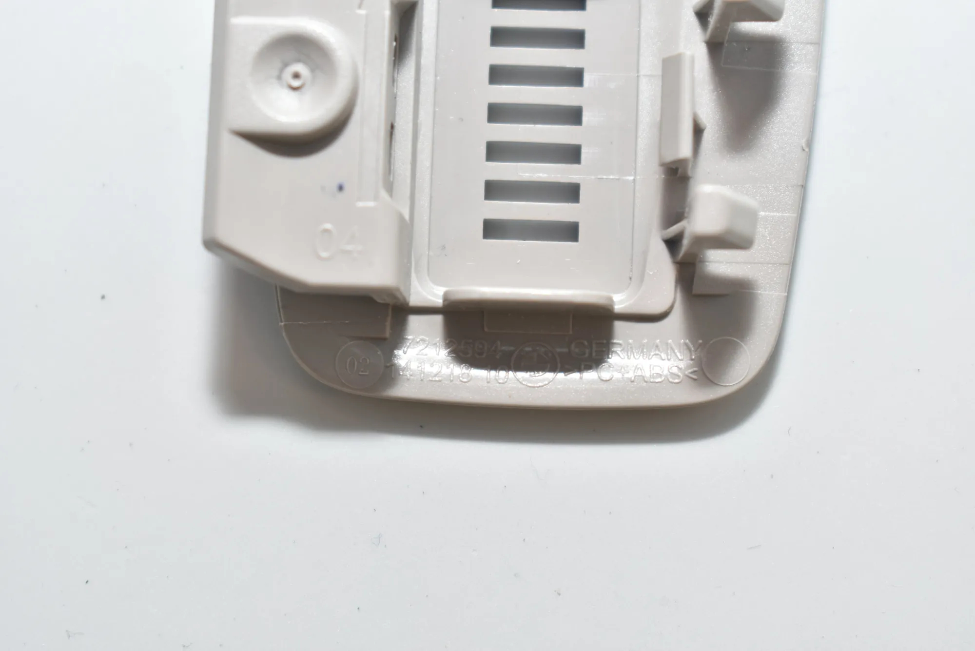 Front Left Roof Handle – OEM 05820319B · BMW i3 (I01) Electric 2019 – 7
