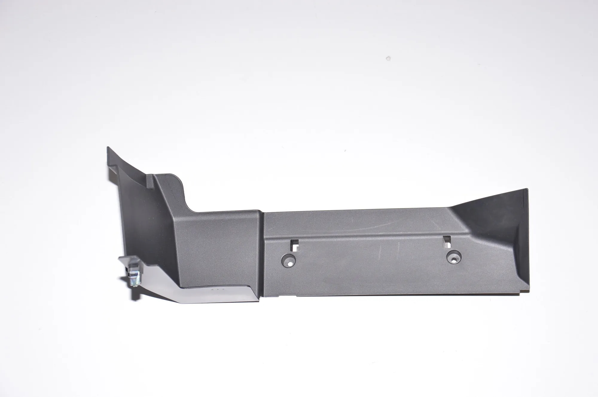 Dashboard Lower Trim – OEM 9283033 · BMW i3 (I01) Electric 2019