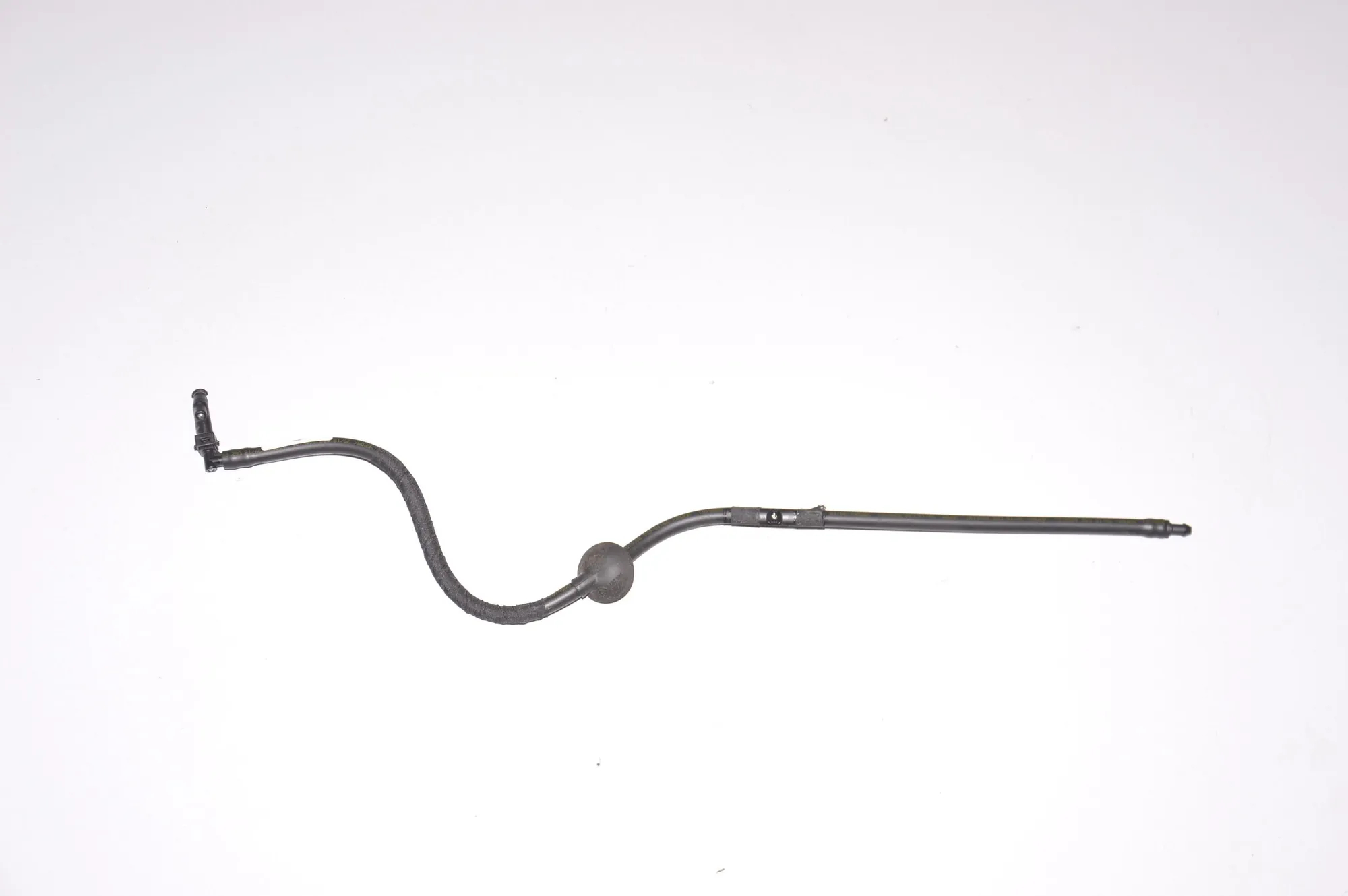Headlight Washer Nozzle Pipe – OEM 7306469 · BMW i3 (I01) BMW i3 (I01) Hybrid 2014 – 4