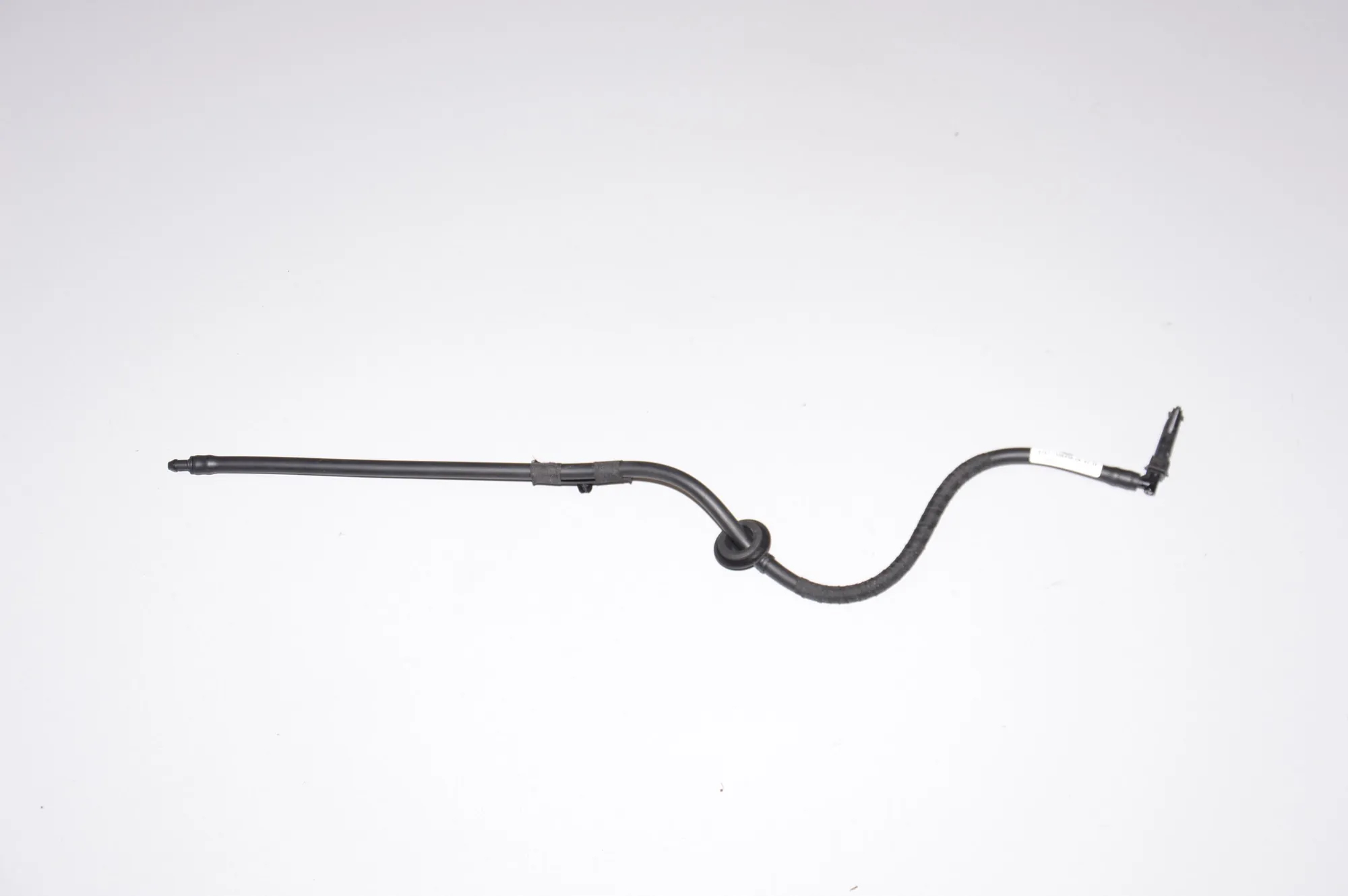 Headlight Washer Nozzle Pipe – OEM 7306469 · BMW i3 (I01) BMW i3 (I01) Hybrid 2014 – 2