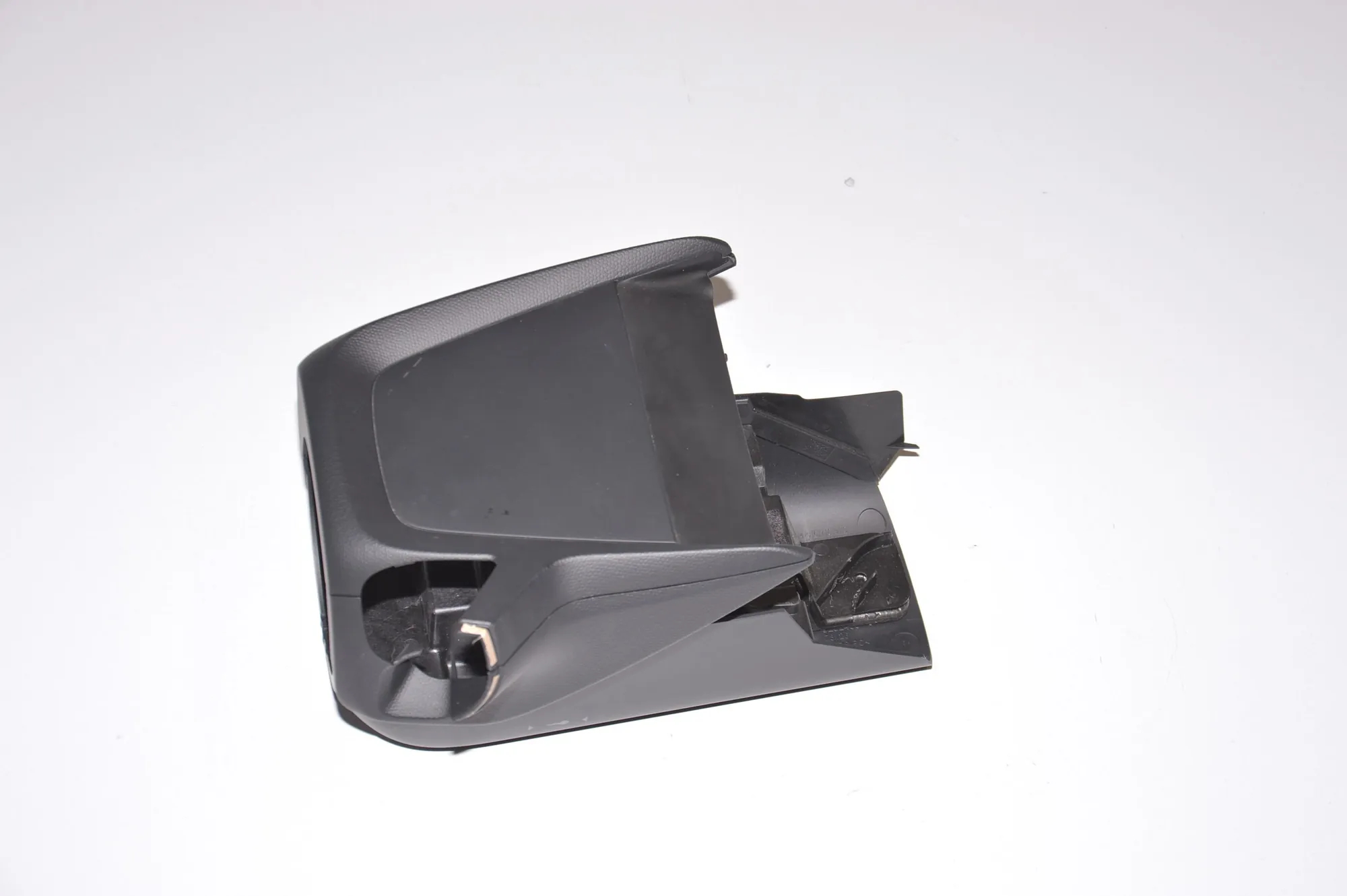 Steering Mechanism Trim – OEM 9285065 · BMW i3 (I01) Electric 2019 – 3