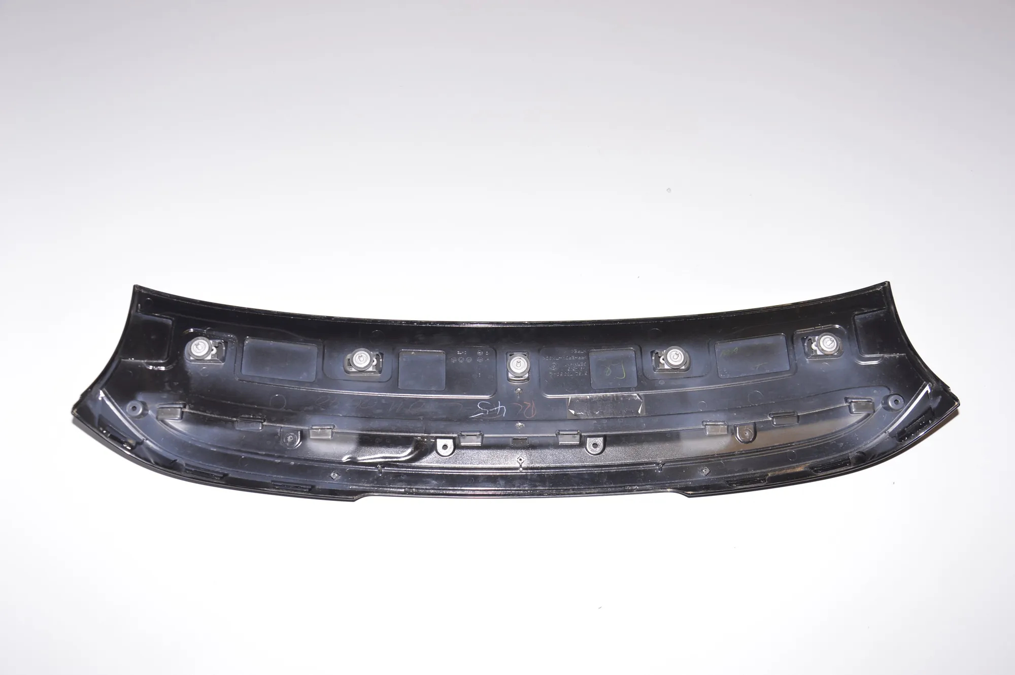 Tailgate Bootlid Spoiler – OEM 7305042 · BMW i3 (I01) BMW i3 (I01) Hybrid 2014 – 4