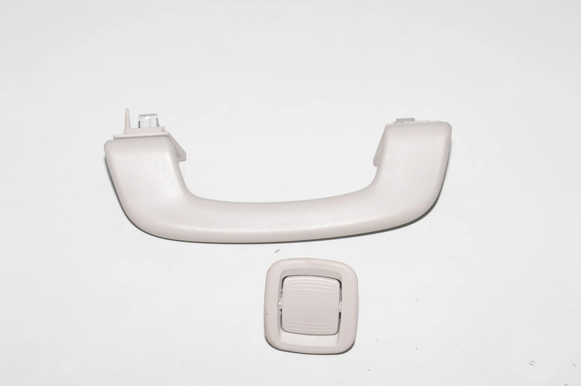 Front Left Roof Handle – OEM 7359436 · BMW i3 (I01) Electric 2019
