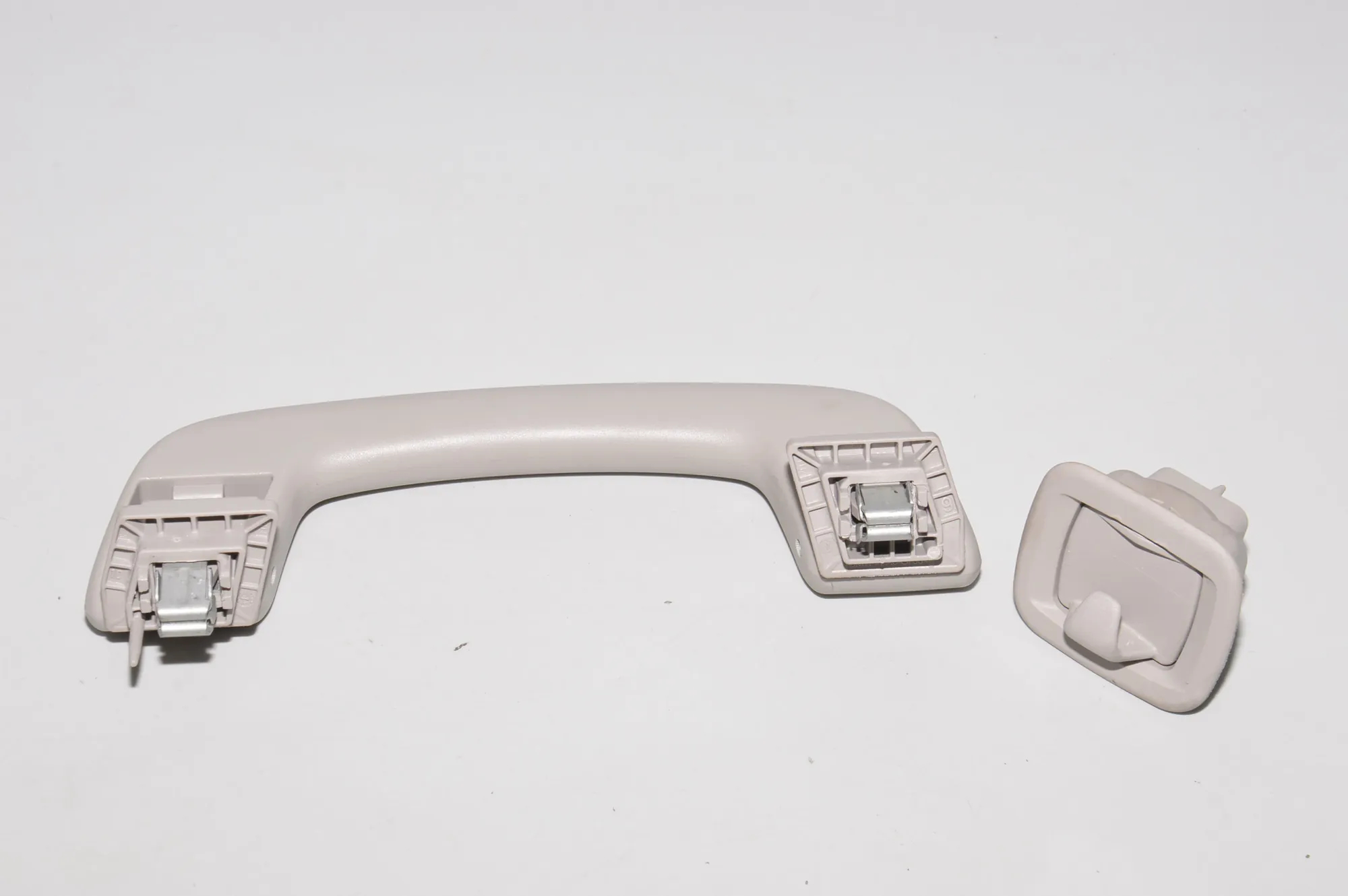 Front Left Roof Handle – OEM 7359436 · BMW i3 (I01) Electric 2019 – 3