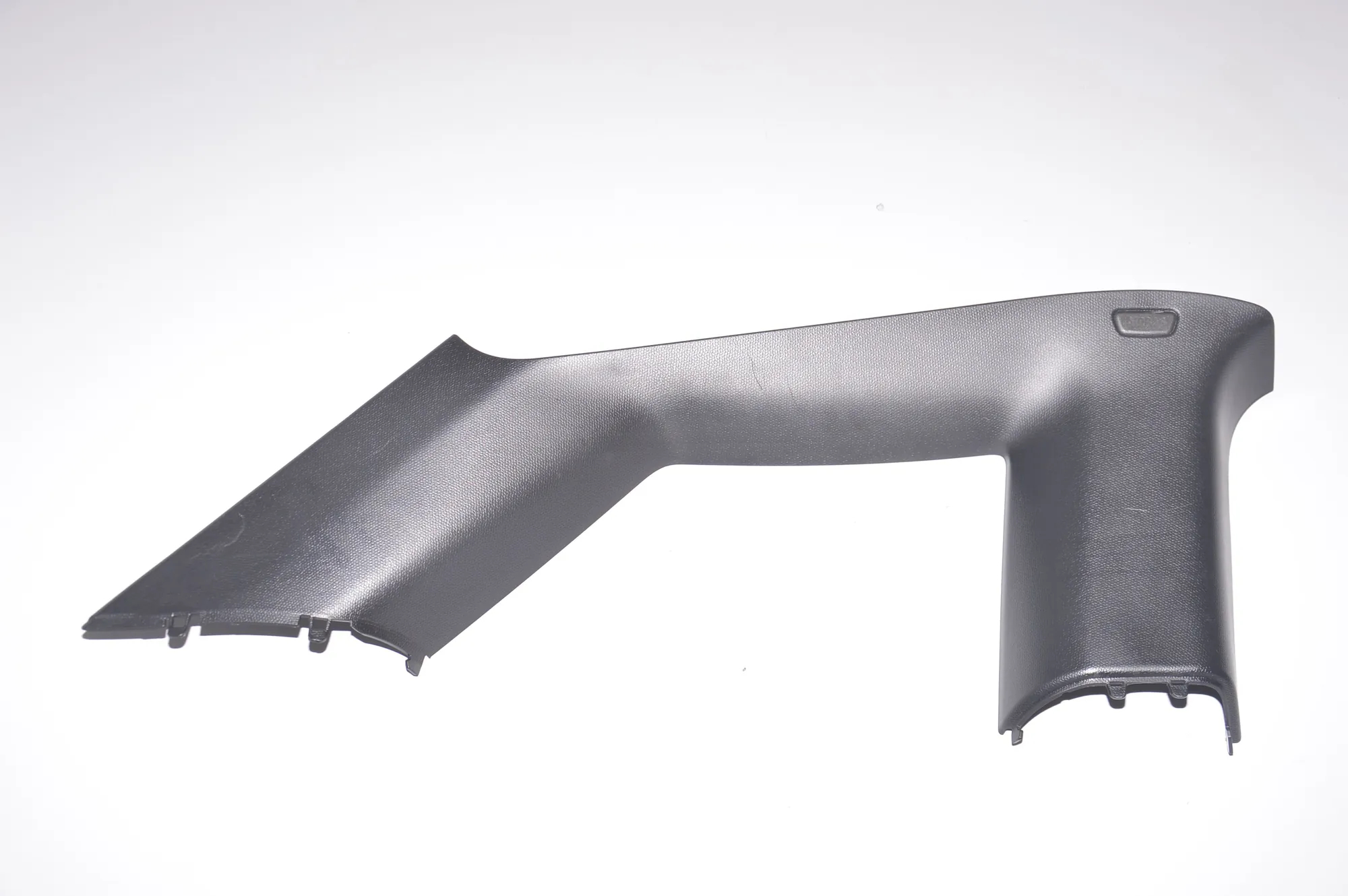 Rear Left Pillar Trim – OEM 7275669 · BMW i3 (I01) Electric 2019