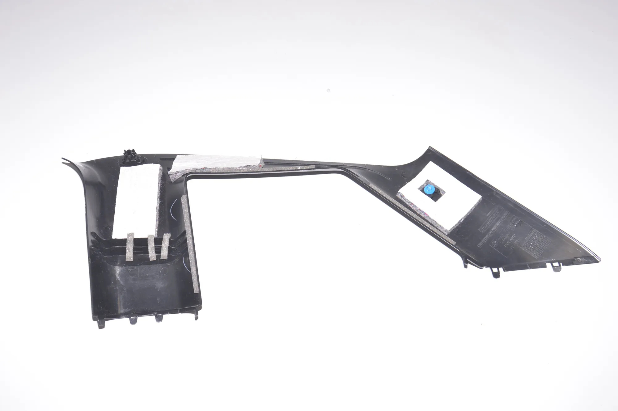 Rear Left Pillar Trim – OEM 7275669 · BMW i3 (I01) Electric 2019 – 4