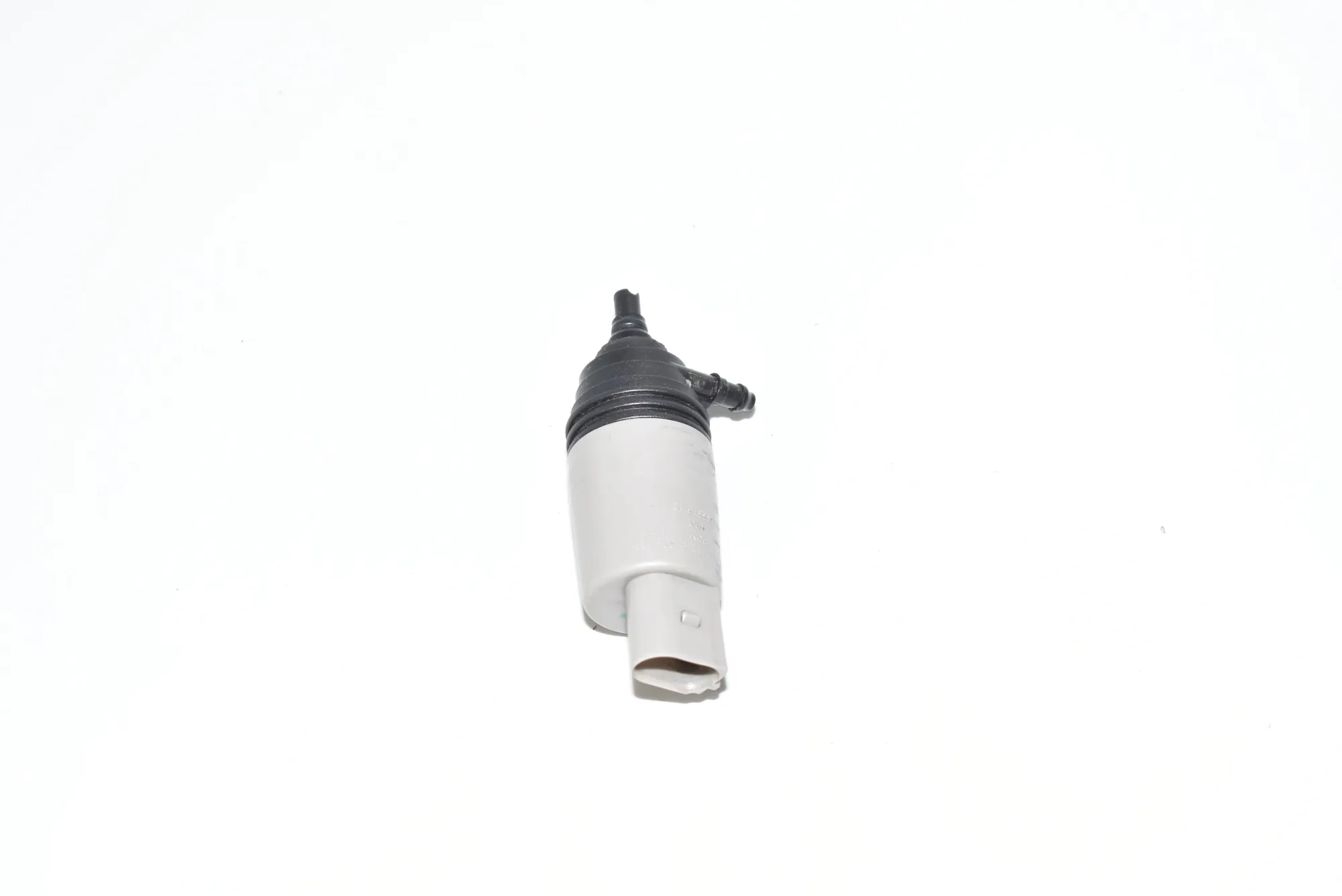 Washer Tank Motor – OEM 6934159 · BMW X1 (E84) sDrive 20 d 2009 – 2