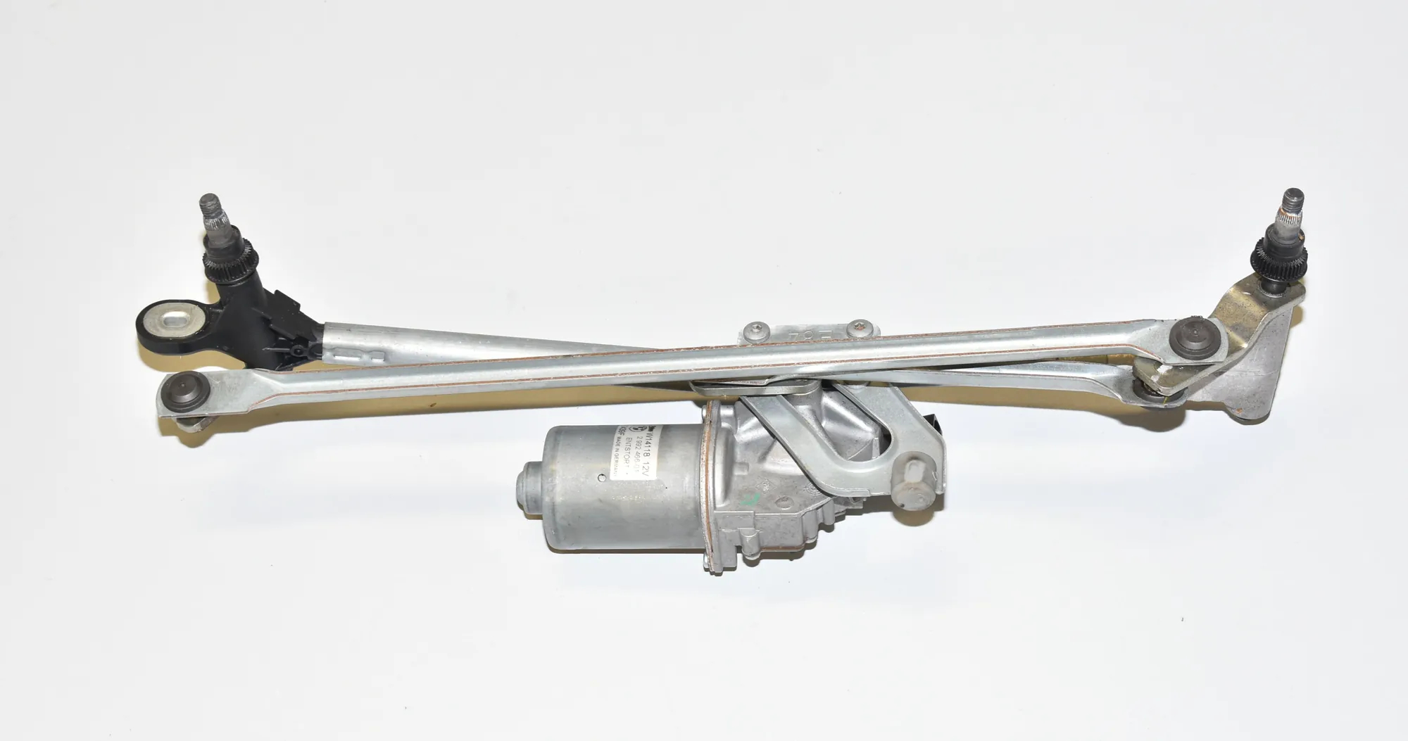 Front Windshield Wiper Mechanism – OEM 2992466 · BMW X1 (E84) sDrive 20 d 2009 – 3
