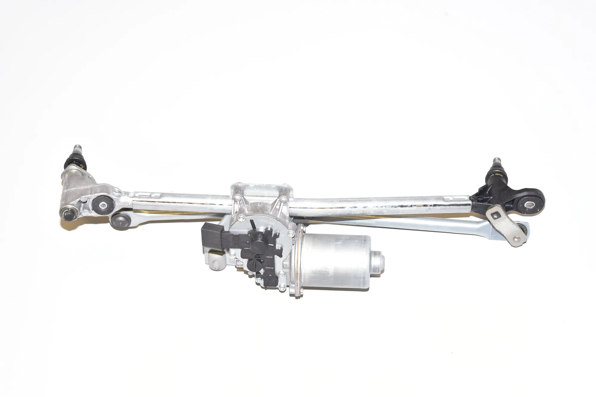 Front Windshield Wiper Mechanism – OEM 2992466 · BMW X1 (E84) sDrive 20 d 2009