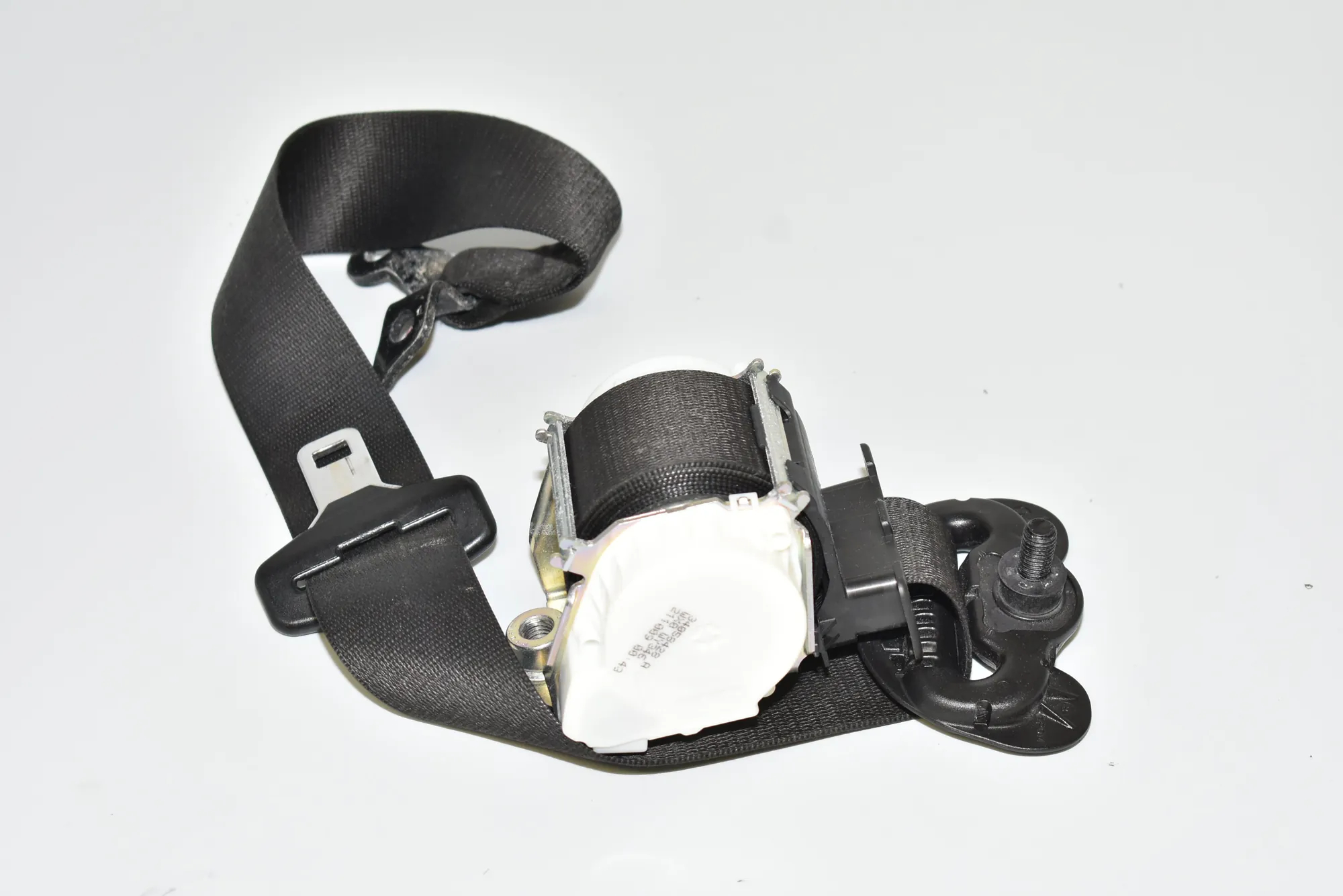 Front Right Seatbelt – OEM 2991282 · BMW X1 (E84) sDrive 20 d 2009 – 3