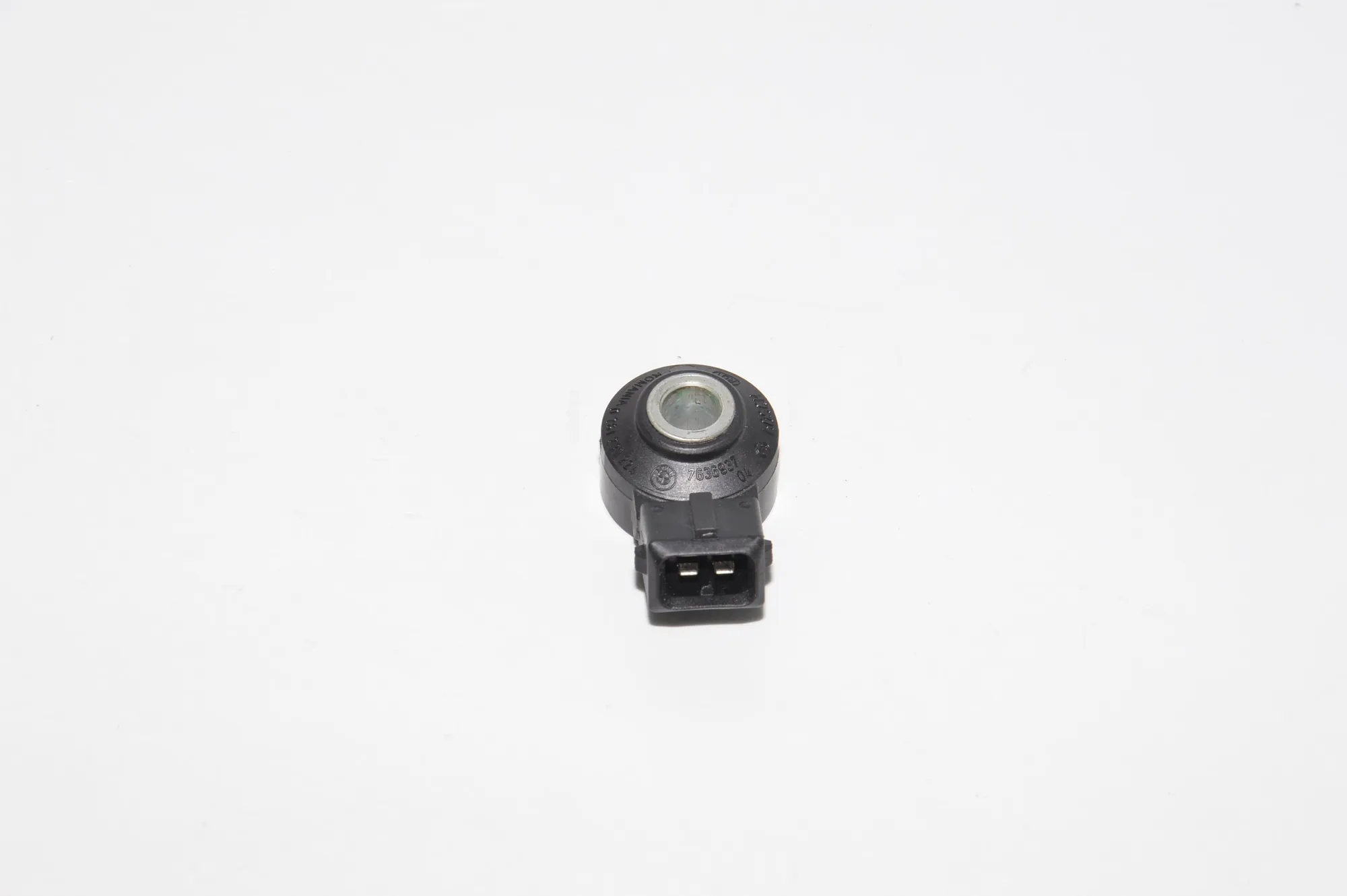 Engine Knock Sensor – OEM 0261231224 · BMW BMW 5 (G30) 2017 – 3