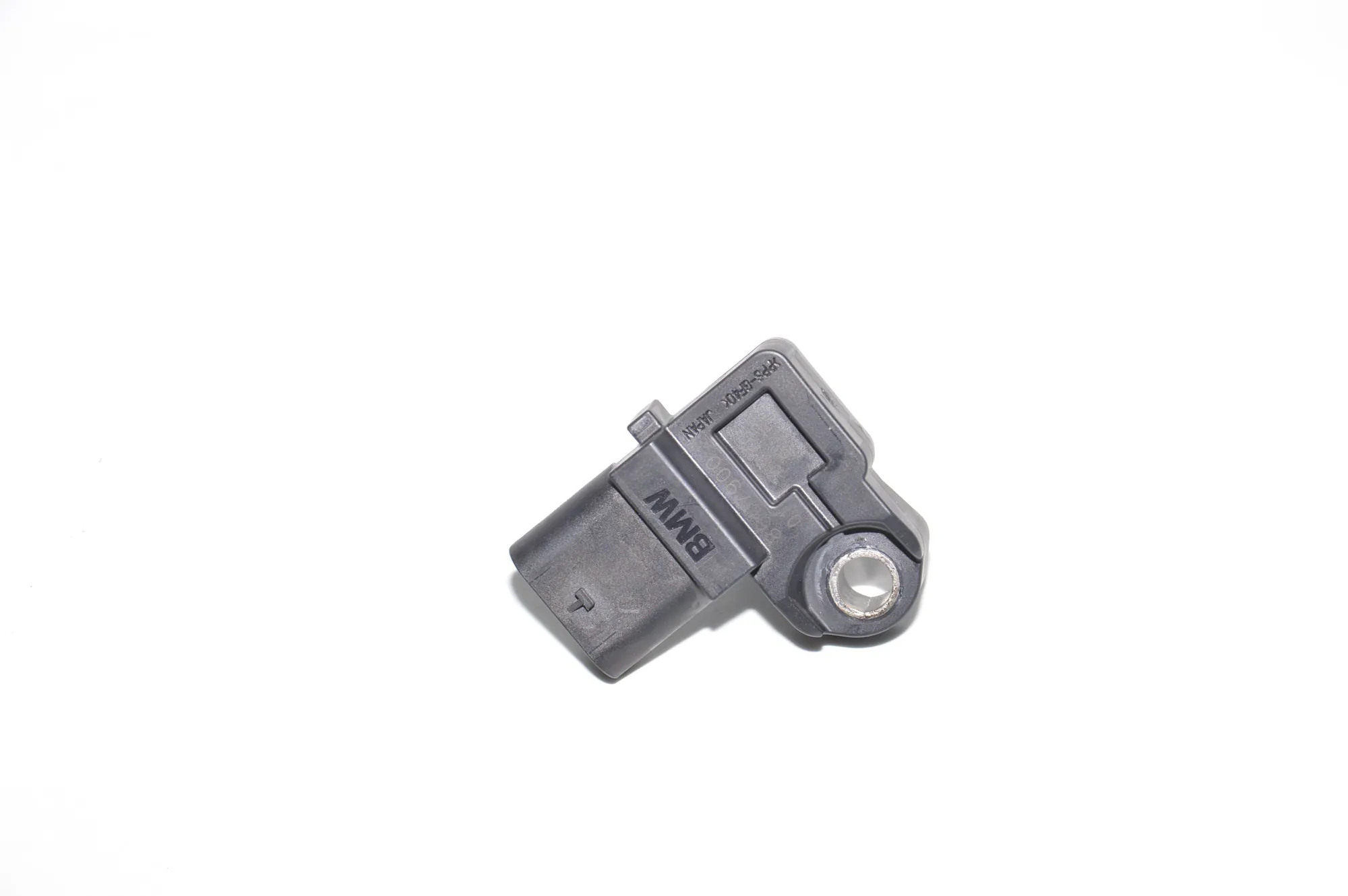 Intake Manifold Pressure Sensor – OEM 8637900 · BMW BMW 5 (G30) 2017 – 4