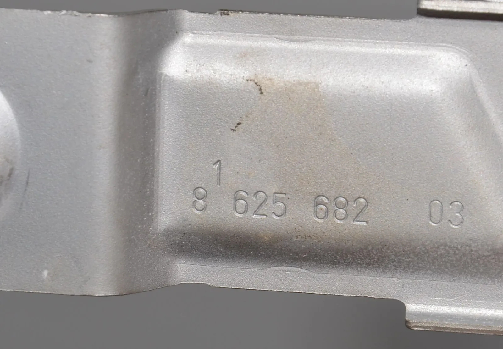 Other Engine Compartment Parts – OEM 8681206 · BMW BMW 4 Gran Coupe (F36) 2018 – 6