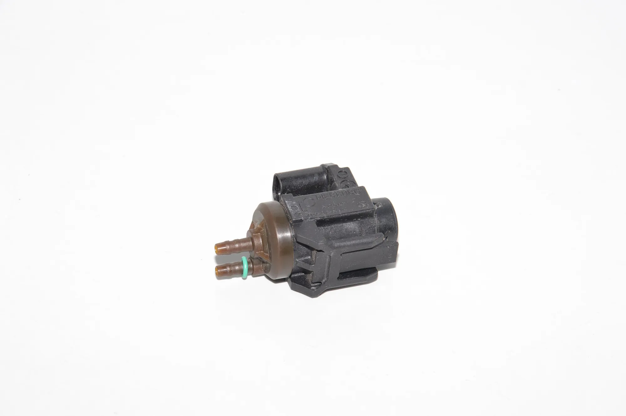 Solenoid Valve – OEM 8570591 · BMW BMW 4 Gran Coupe (F36) 2018