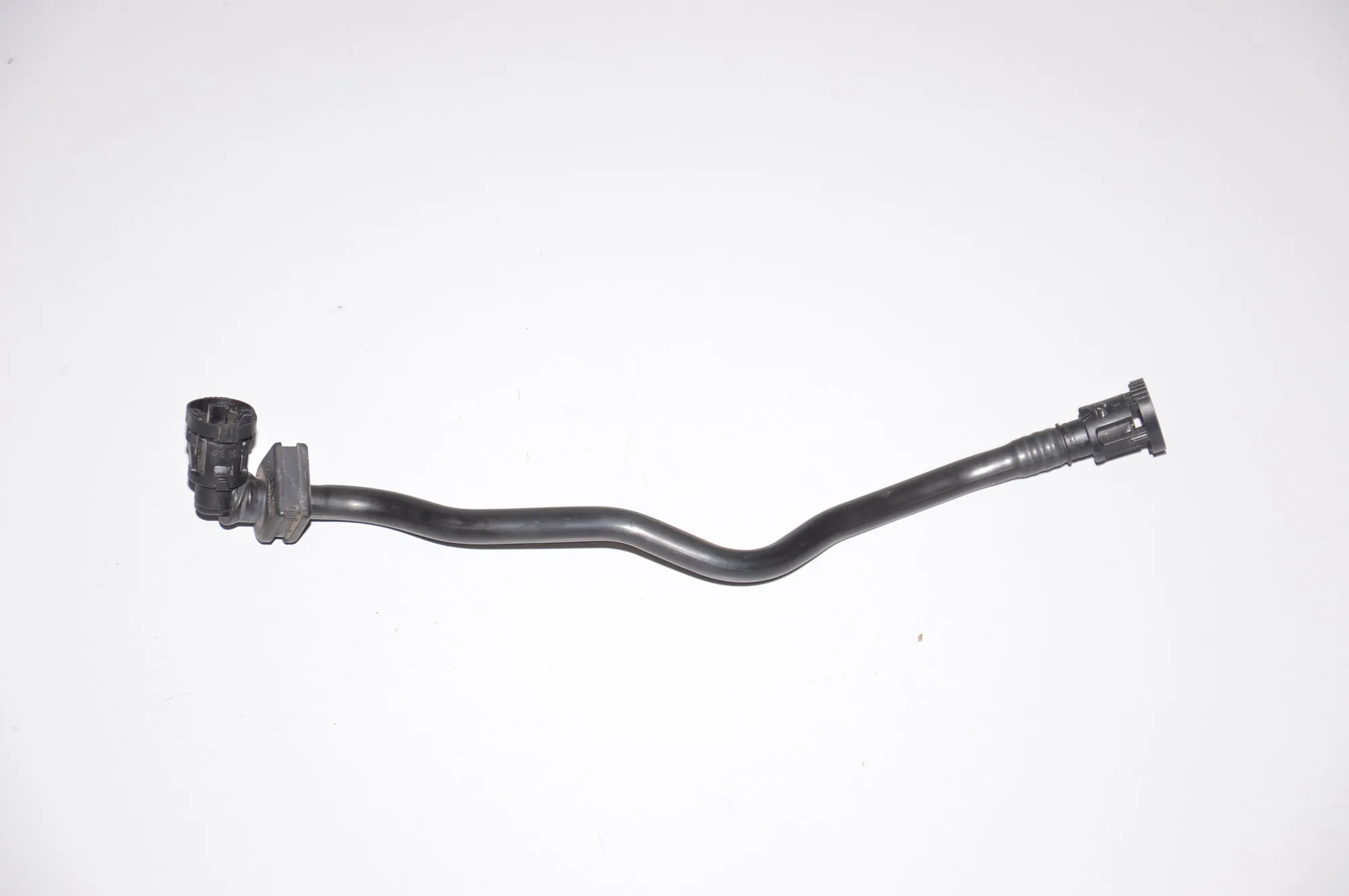 Vacuum Tube – OEM 8600882 · BMW BMW 4 Gran Coupe (F36) 2018 – 3
