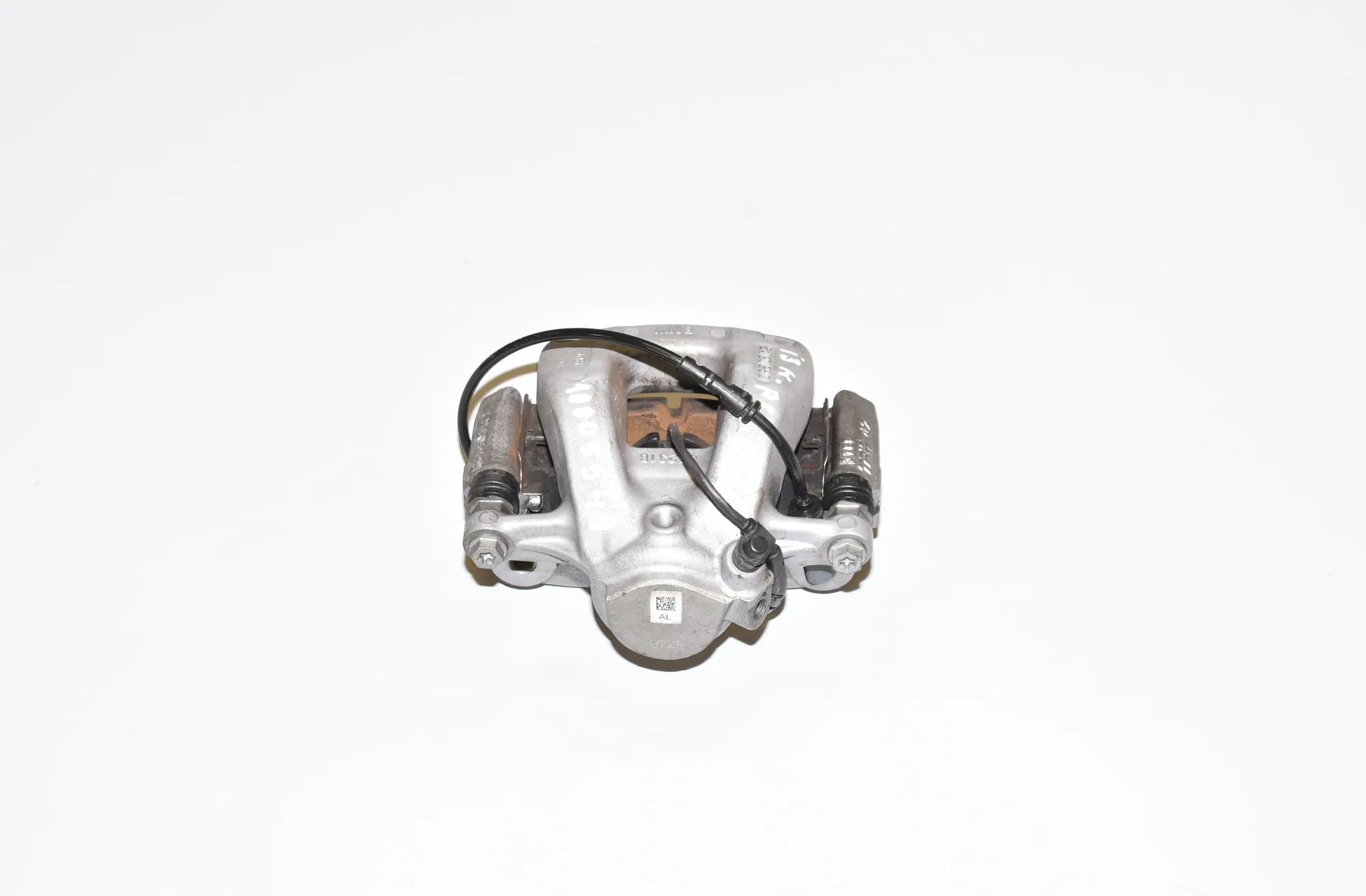 Front Left Brake Caliper · BMW i3 (I01) Electric 2019