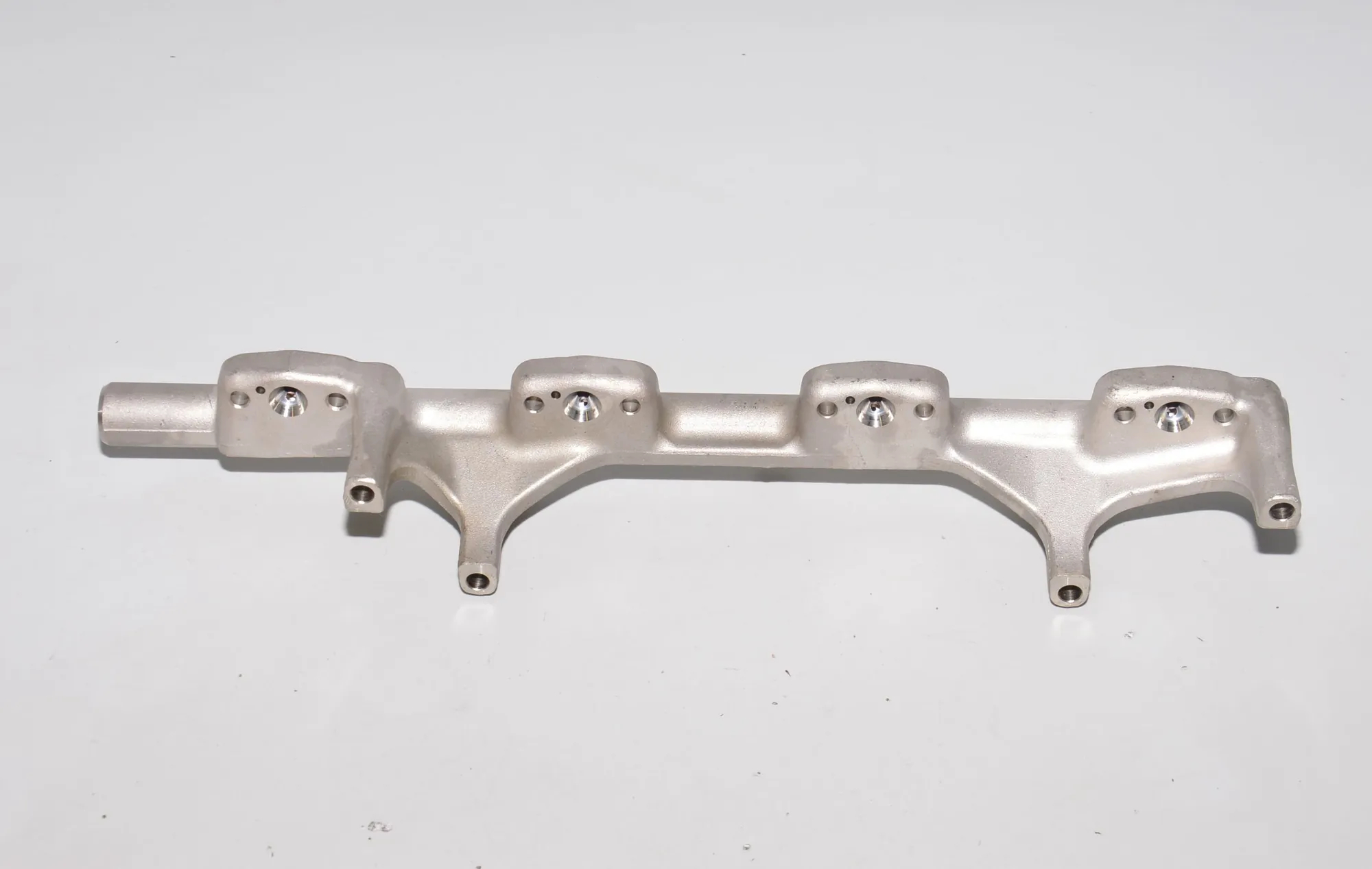 Fuel Rail – OEM 7639979 · BMW BMW 4 Gran Coupe (F36) 2018 – 4