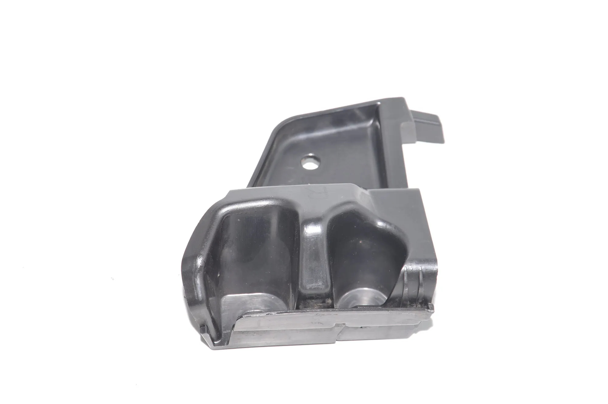 Rear Right Bumper Bracket – OEM 3414408 · BMW X3 (E83) xDrive 30 d 2007 – 5