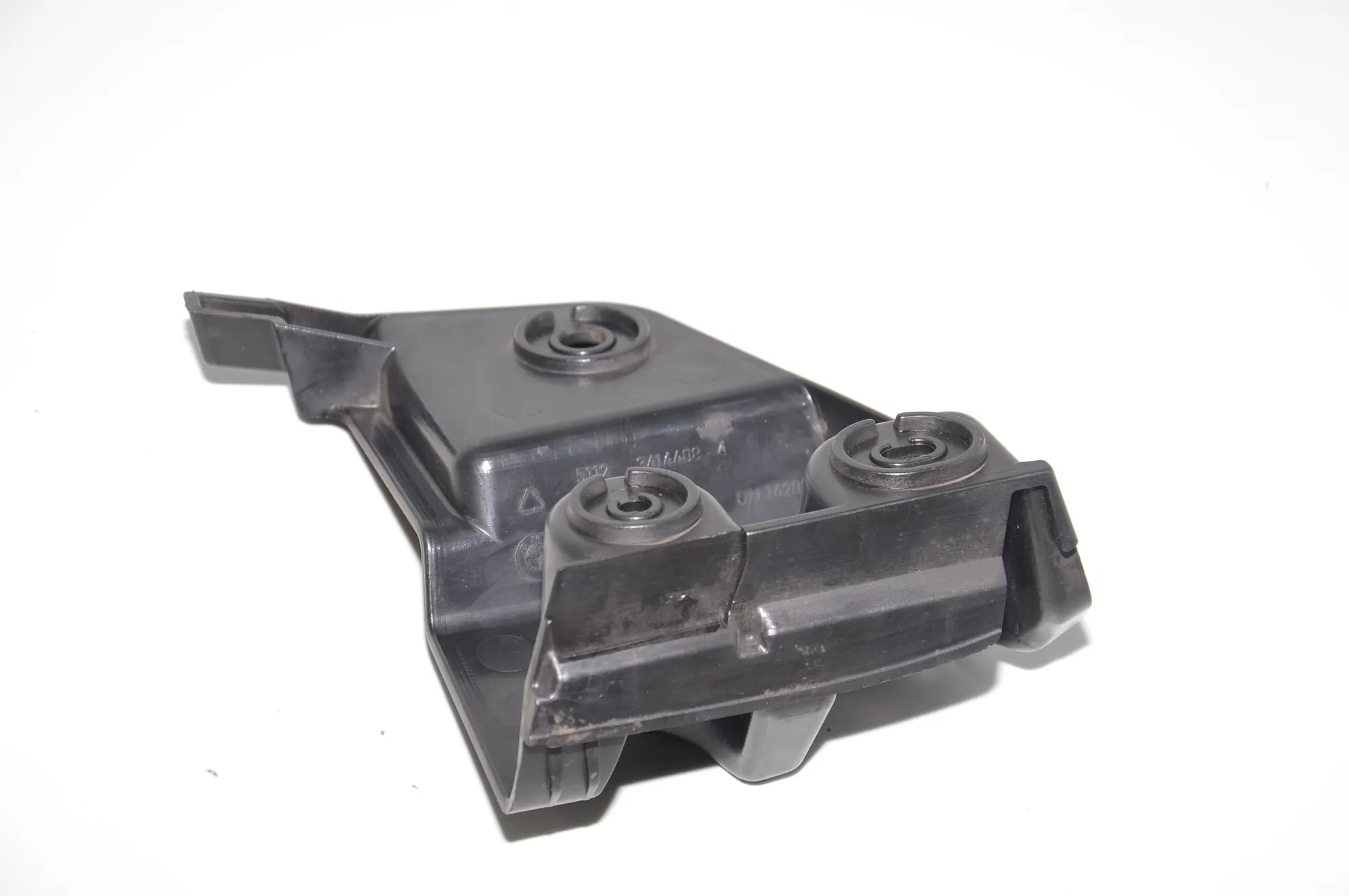 Rear Right Bumper Bracket – OEM 3414408 · BMW X3 (E83) xDrive 30 d 2007 – 2