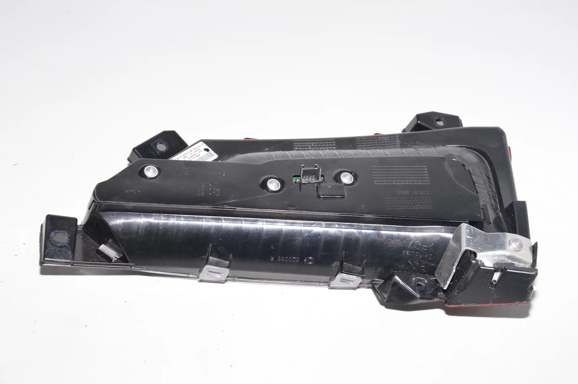 Right Side Tailgate Tail Light – OEM 7389606 · BMW i3 (I01) BMW i3 (I01) Hybrid 2014 – 4