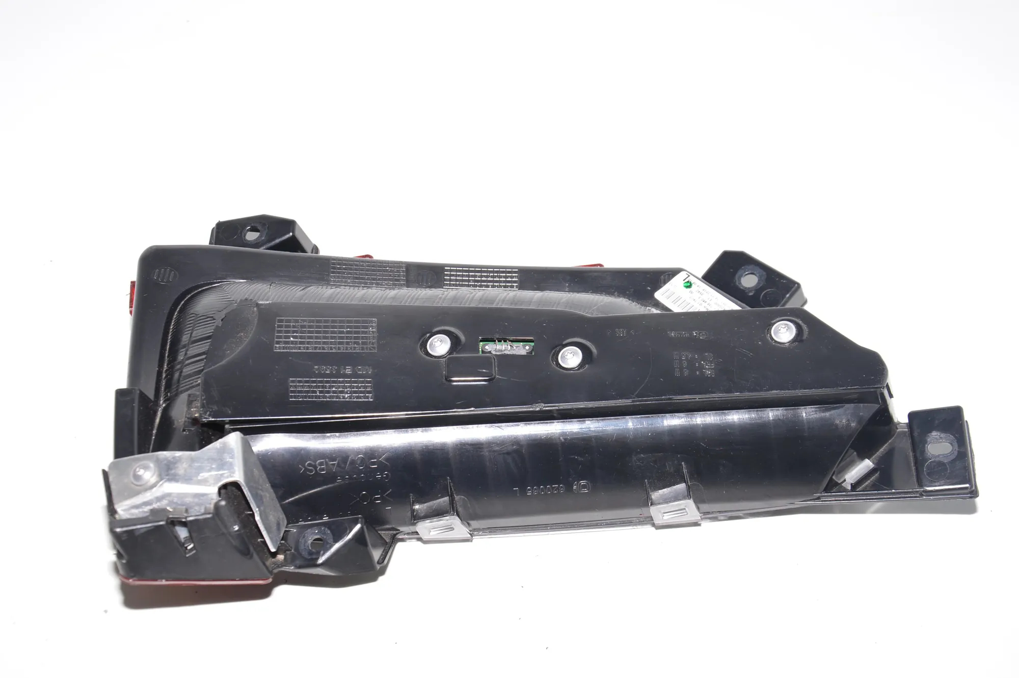 Left Side Tailgate Tail Light – OEM 7389605 · BMW i3 (I01) BMW i3 (I01) Hybrid 2014 – 3